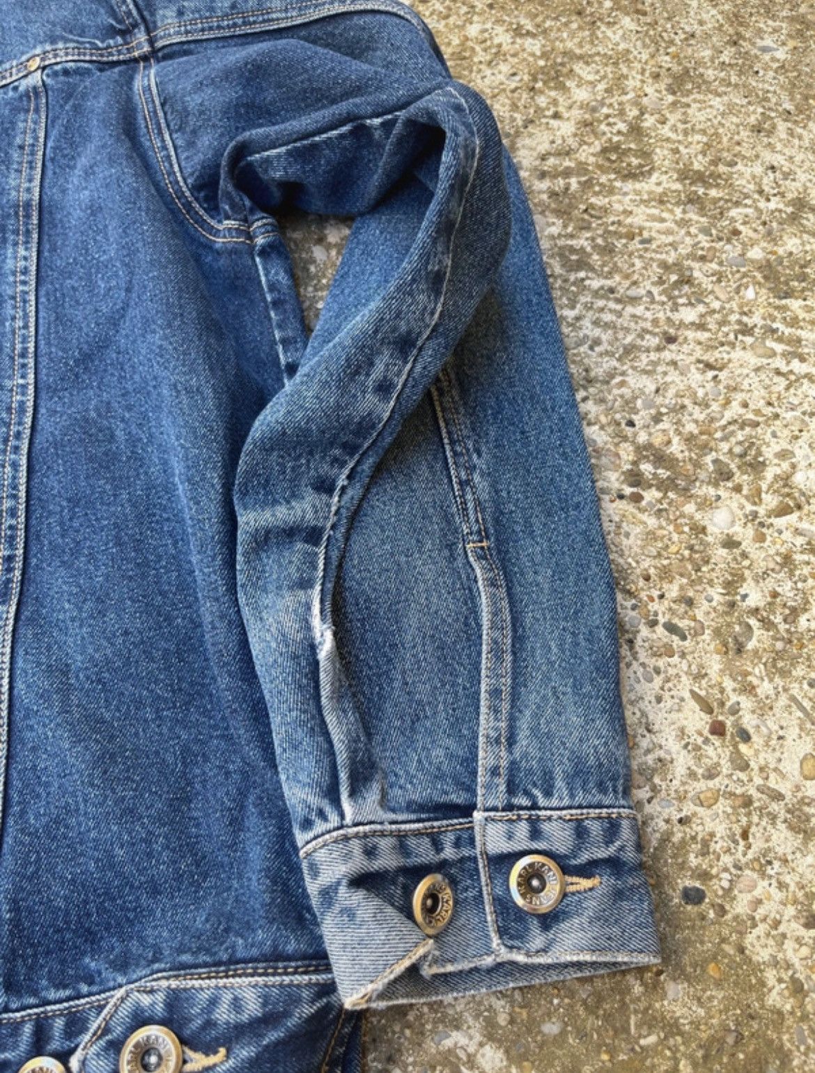 Karl Kani Karl Kani Jeans Beautiful Faded Vintage 90's Denim Jacket Size US L / EU 52-54 / 3 - 9 Thumbnail