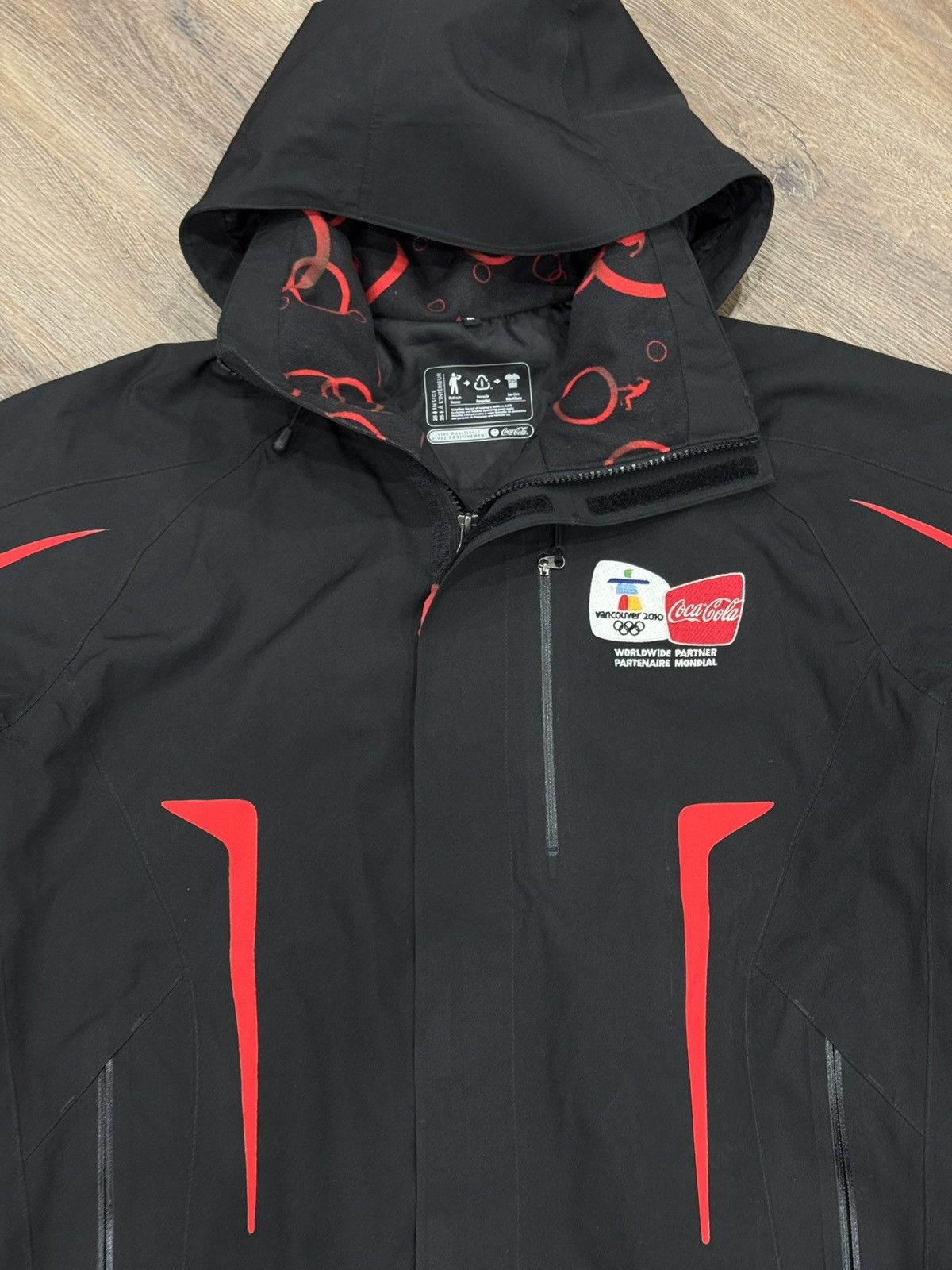 Coca Cola 2010 Winter Olympics Coca-Cola/Spyder Men's Leader Jacket Size US M / EU 48-50 / 2 - 9 Thumbnail