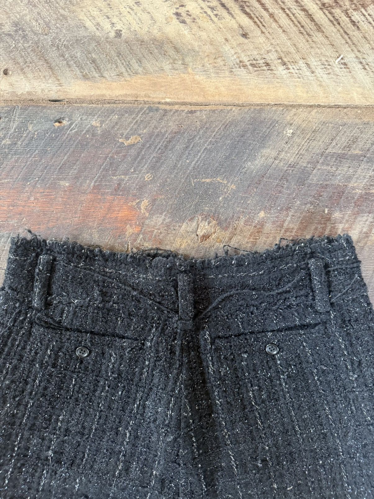 Junya Watanabe Junya Watanabe AW04 Distressed Tweed Glitter Shorts Size US 30 / EU 46 - 14 Thumbnail