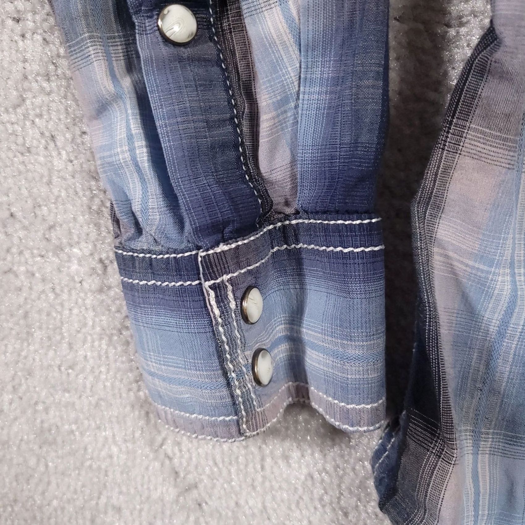 Vintage HELIX Mens Medium Blue & Gray Plaid Pearl Snap Athletic Fit Western Rodeo Size US M / EU 48-50 / 2 - 5 Thumbnail
