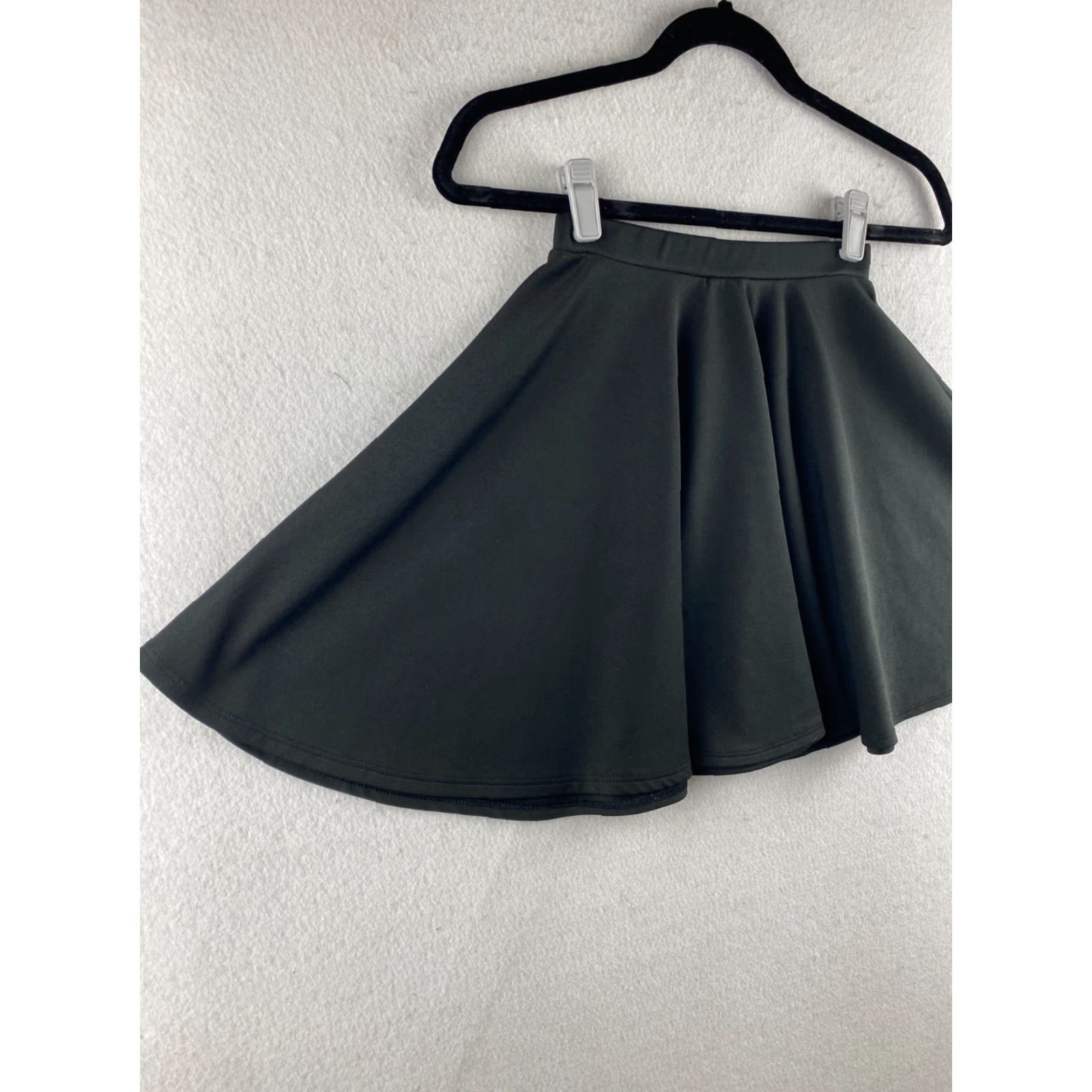 Vintage Made By Johnny Skirt Womens S Black Mini Soft Stretch USA Made Casual Skirt Womens Small S Black Mini Soft Stretch USA Made Casual Size 28" / US 6 / IT 42 - 3 Thumbnail