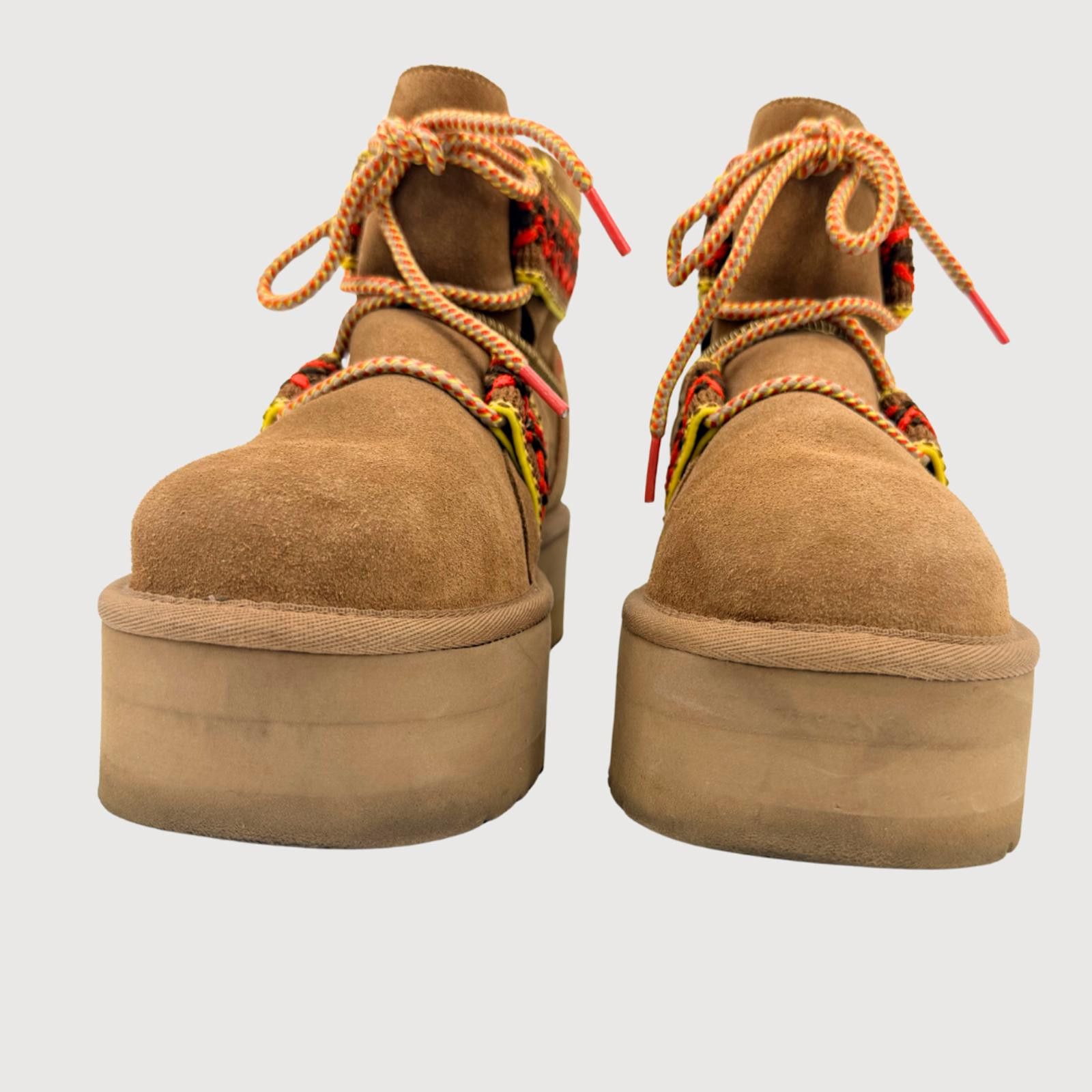 Ugg UGG Classic Mini II Braid Platform Camel Boots 9 Size US 9 / IT 39 - 7 Thumbnail