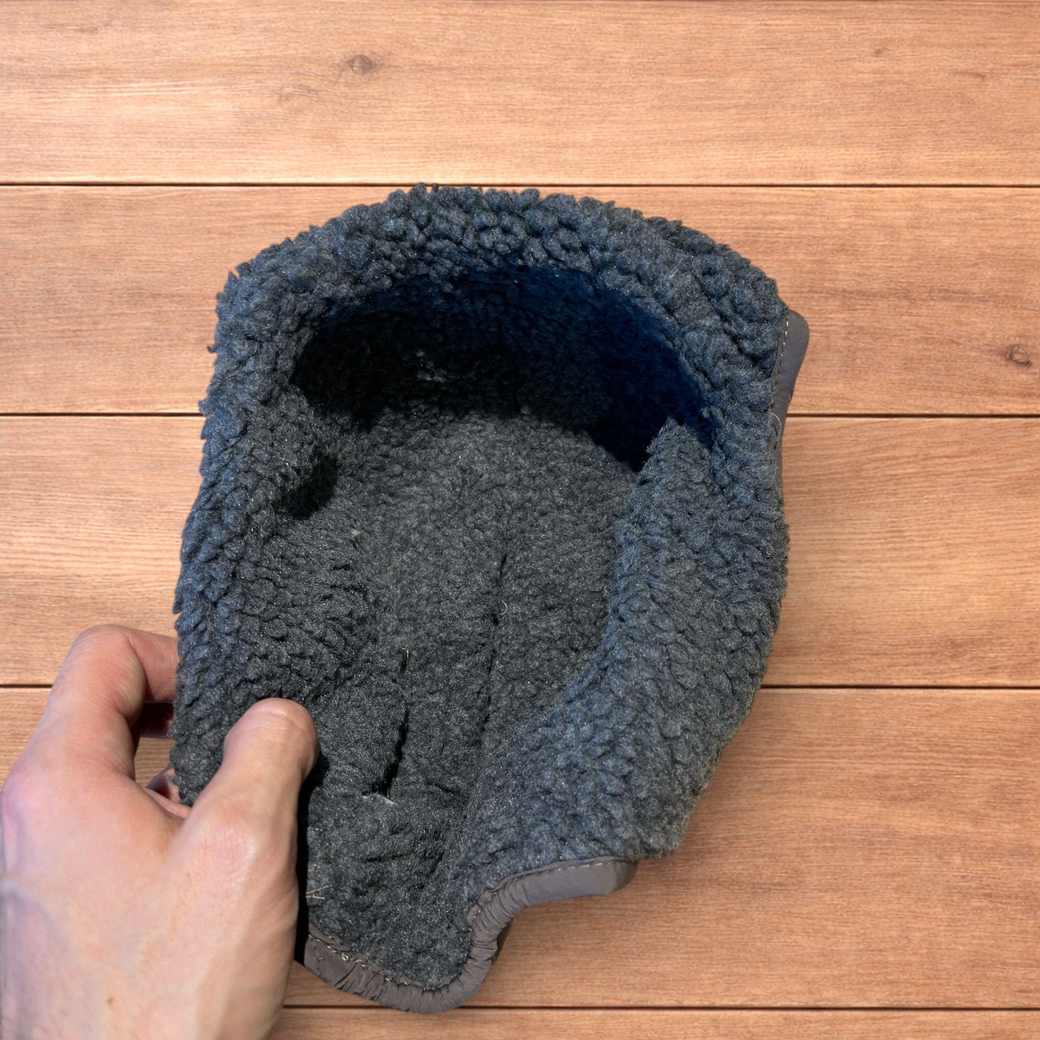 Japanese Brand Russian Trapper Korean padded fluffy hat cap in grey/blue. Size ONE SIZE - 8 Thumbnail
