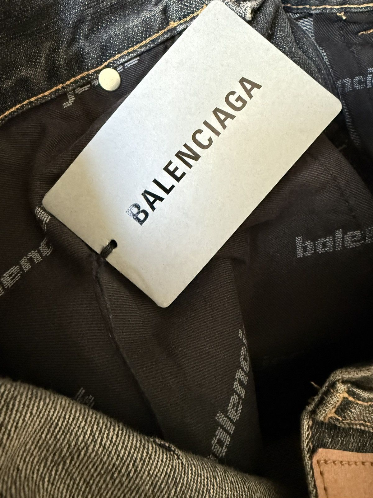 Balenciaga Balenciaga Relief Denim Size US 31 - 6 Thumbnail