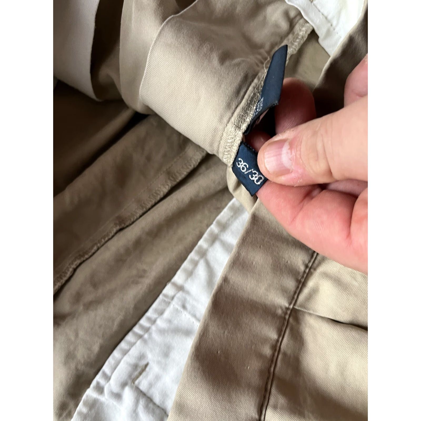 Polo Ralph Lauren Polo Ralph Lauren Mens Hammond Pants 36x24 Beige Cuff Pleated Made Mexico Size US M / EU 48-50 / 2 - 6 Thumbnail