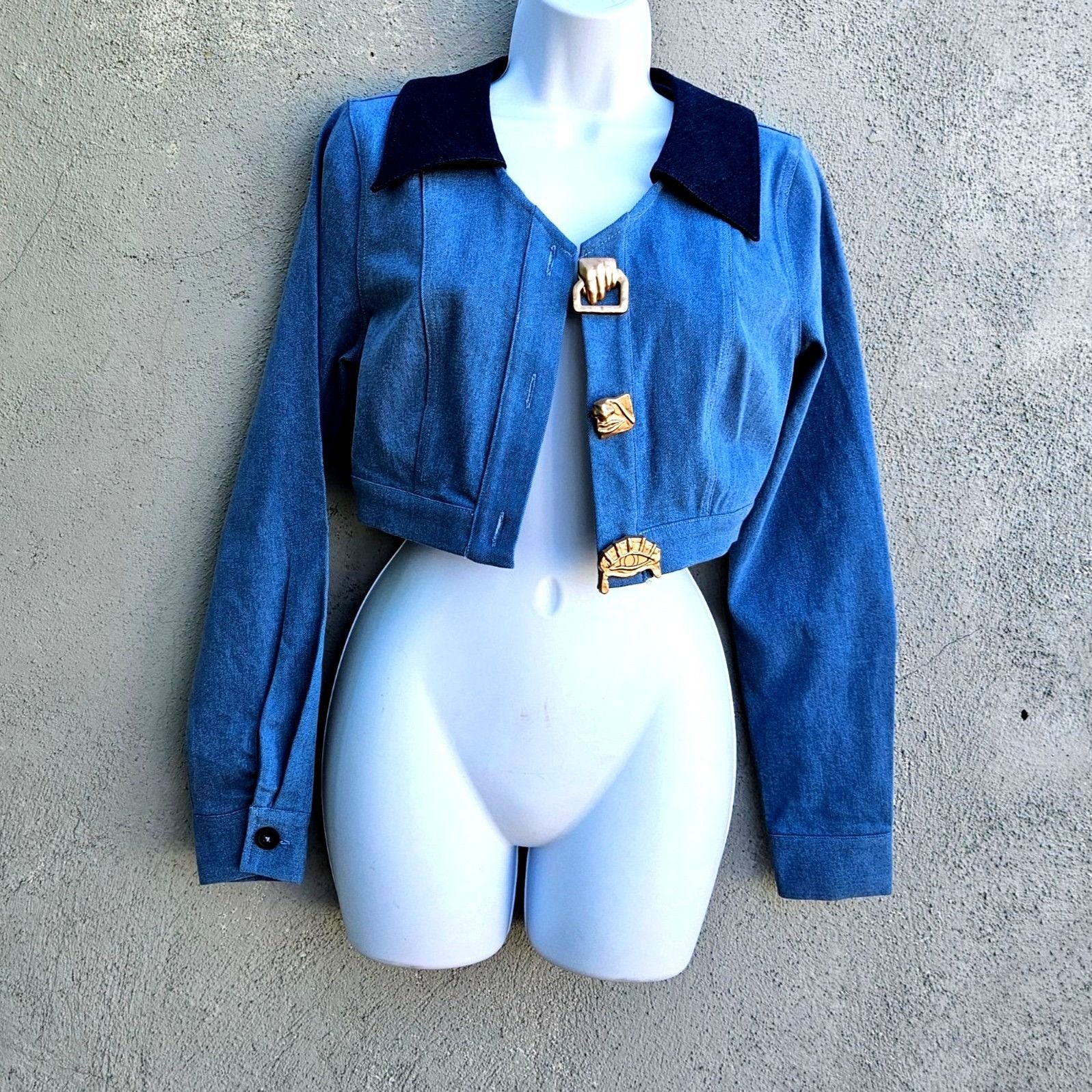 Other Oops Blue Cropped Denim Jacket Sculptural Gold Buttons Size Size S / US 4 / IT 40 - 1 Thumbnail