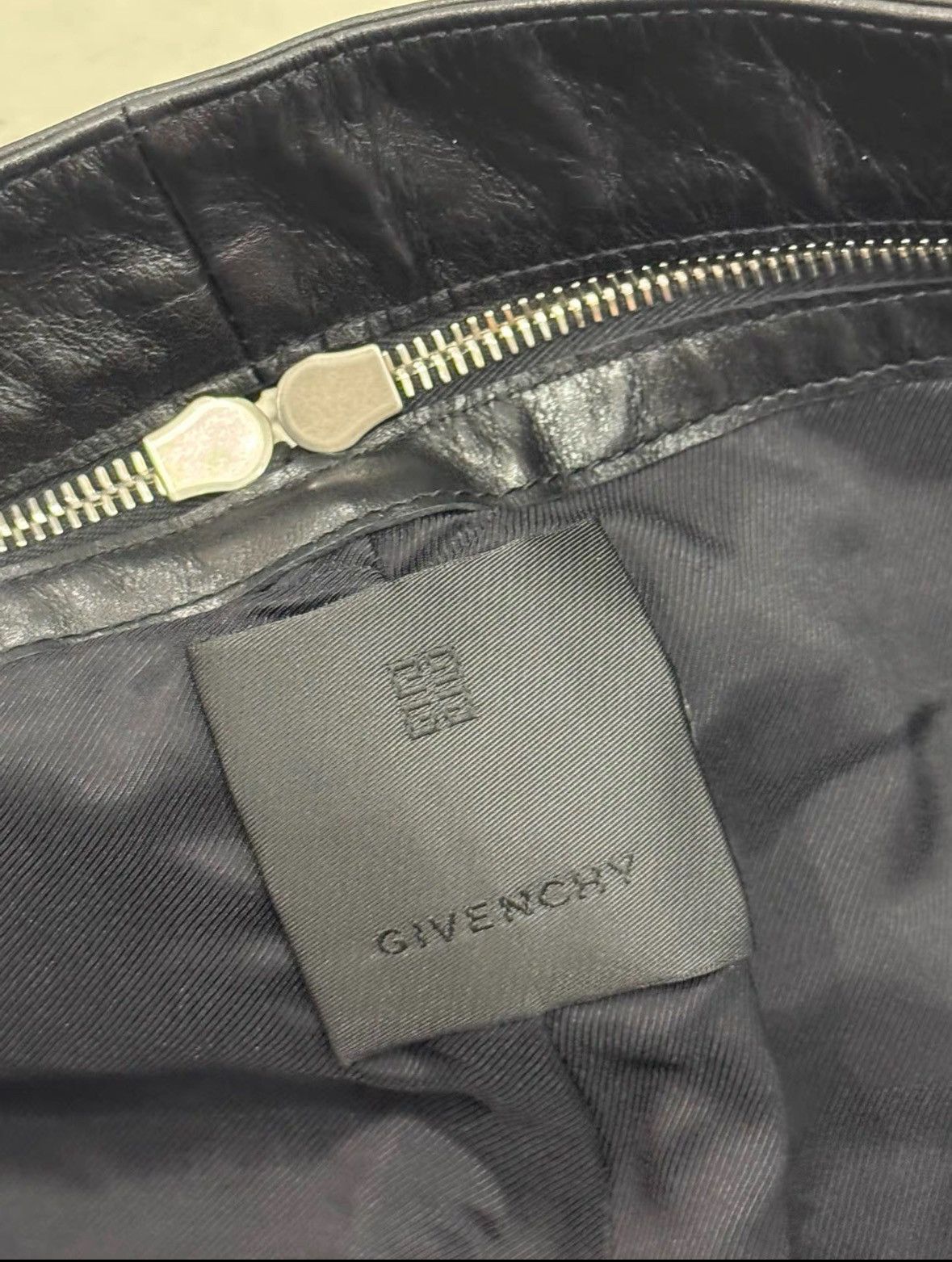 Givenchy Givenchy leather shorts Size 24" / US 00 / IT 34 - 3 Thumbnail