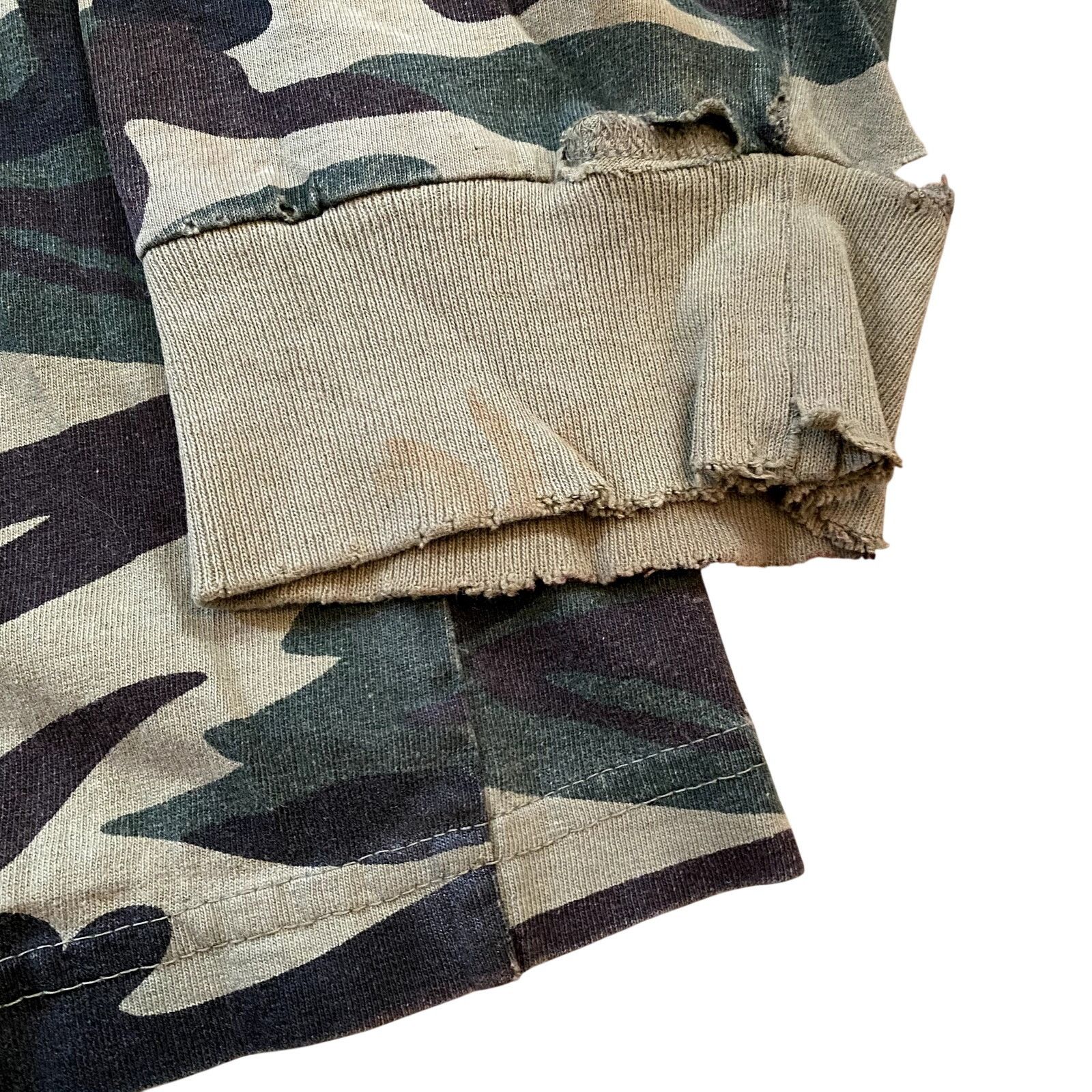 Realtree × Vintage Vintage 90s Camo Long Sleeve Boxy Pocket T Shirt Distressed Size US XL / EU 56 / 4 - 7 Thumbnail