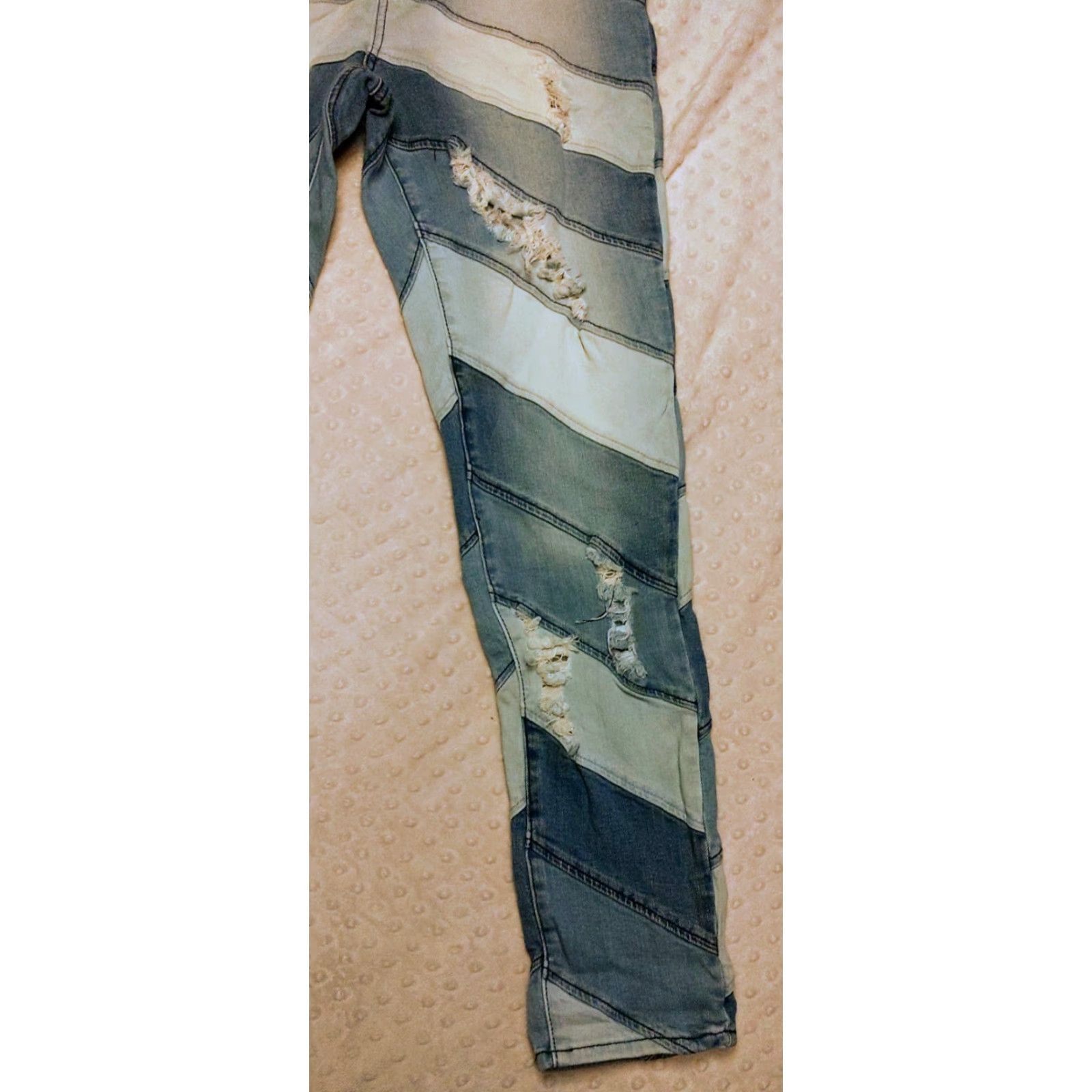 Fashion Nova Fashion Nova Breaking Barriers Patchwork Straight Leg Jeans Size 15 32x31 Blue Wash Size 36" / US 14 / IT 50 - 2 Thumbnail