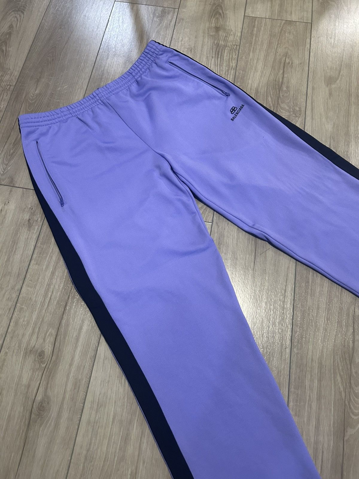 Balenciaga Balenciaga Tracksuit Sweatpants Size US 36 / EU 52 - 4 Thumbnail