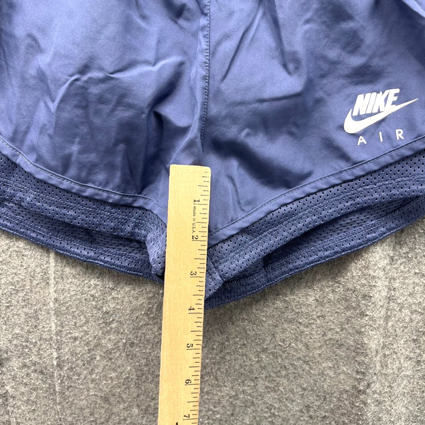 Nike Nike Shorts Women S Purple Air Tempo 3" Running CV8256-557 Swoosh Athletic Size 28" / US 6 / IT 42 - 6 Thumbnail