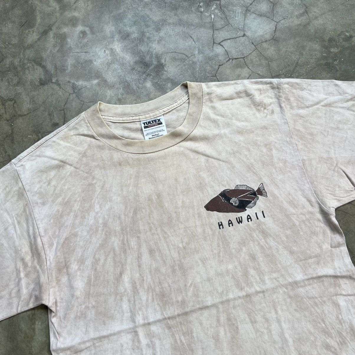Vintage 1990’s Hawaii Mola Fish by Guava Beach T-Shirt Size US M / EU 48-50 / 2 - 3 Thumbnail