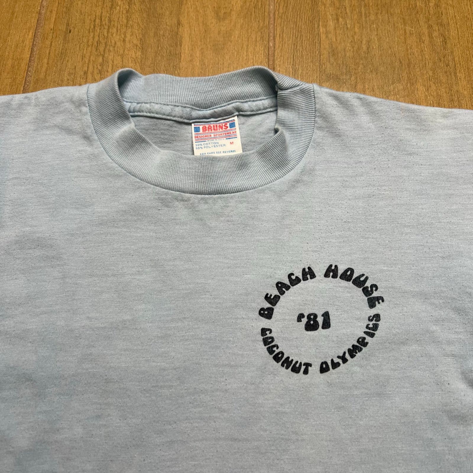 Vintage Vintage 80s Beach House ’81 Coconut Olympics T Shirt USA M Size US M / EU 48-50 / 2 - 1 Thumbnail