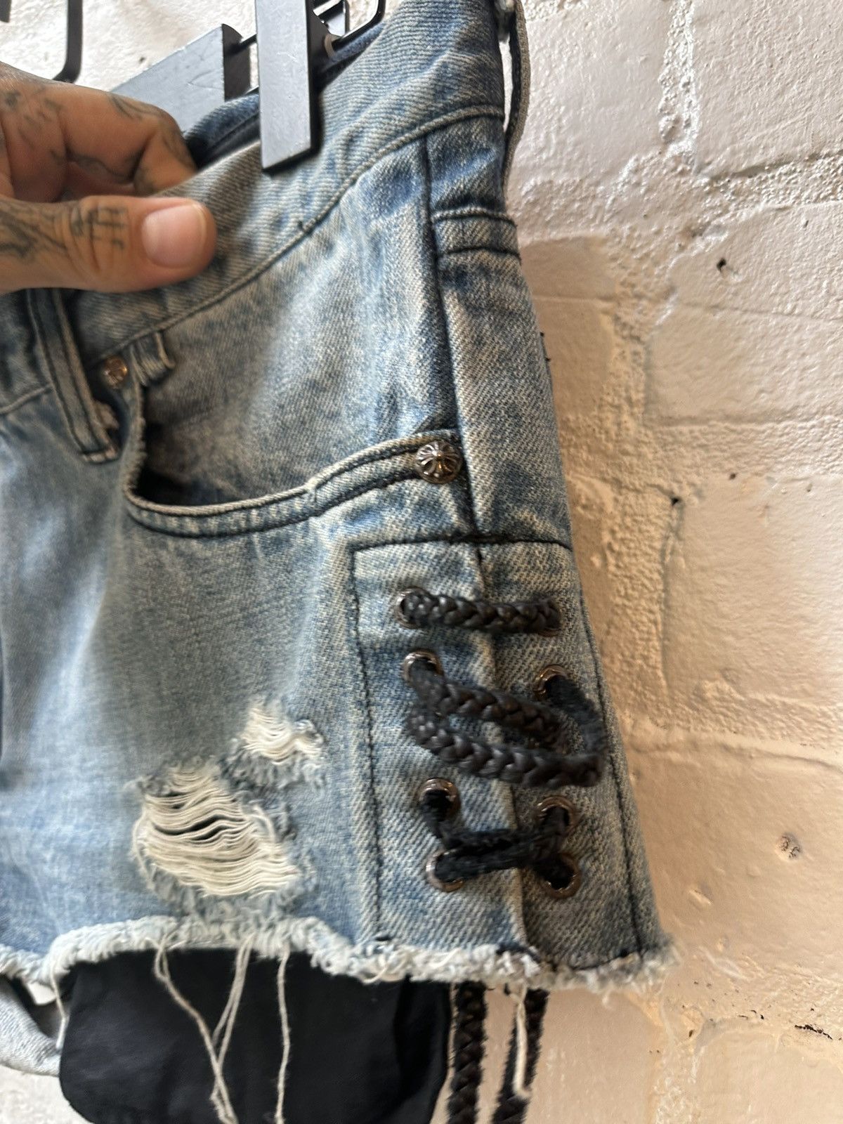 Chrome Hearts Chrome Hearts Womens Cross Patch Shorts S, M, L Size 28" / US 6 / IT 42 - 6 Thumbnail