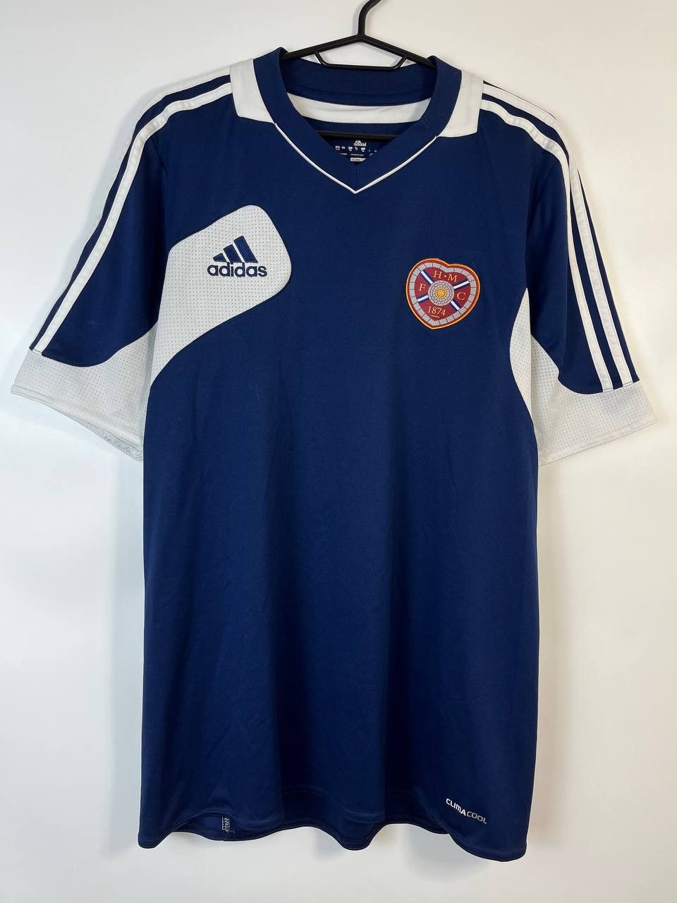 Adidas HEARTS 2011 2012 HOME SHIRT ADIDAS FOOTBALL JERSEY Sz L Size US L / EU 52-54 / 3 - 1 Thumbnail