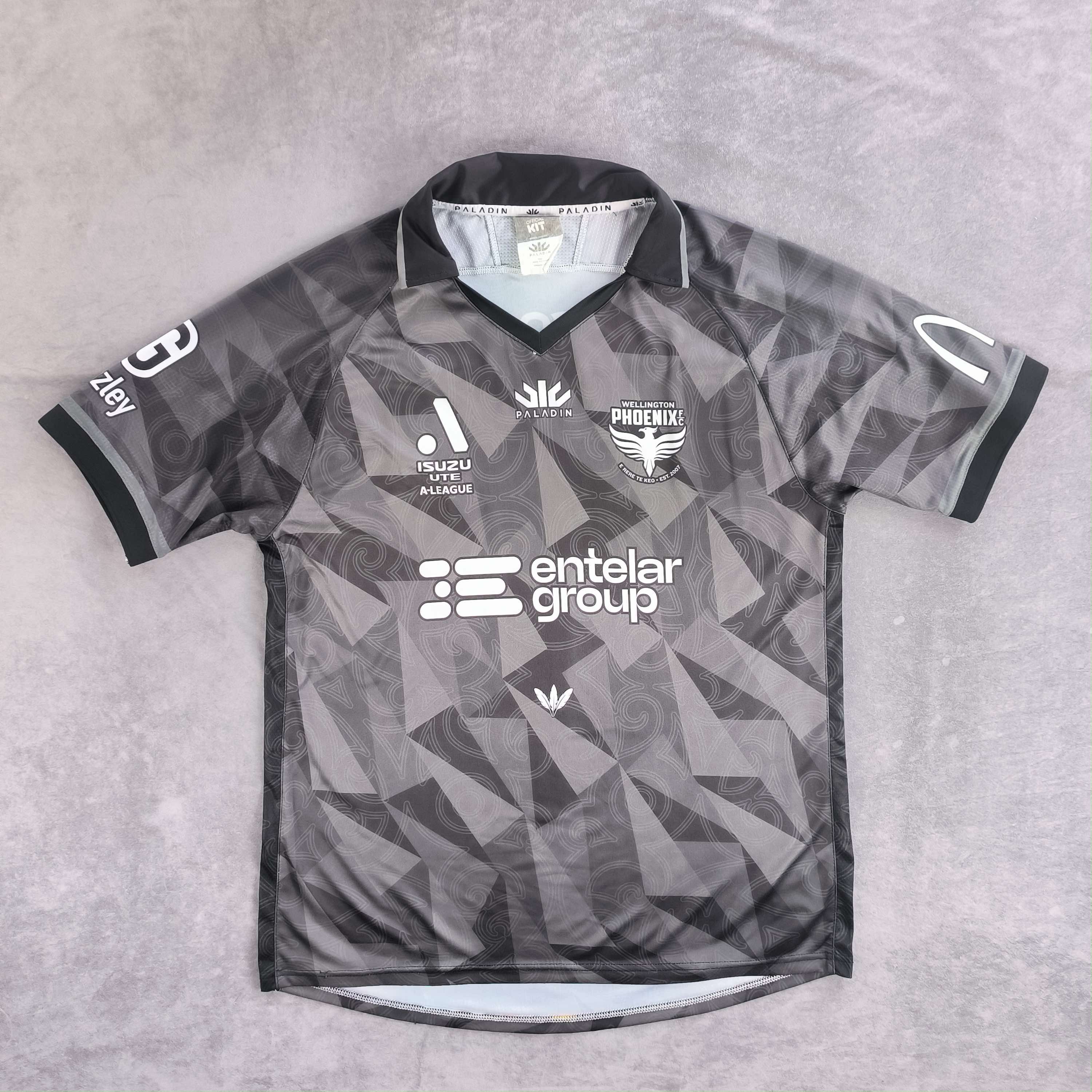 Other Wellington Phoenix 2024-25 Paladin away football jersey sz L Size US L / EU 52-54 / 3 - 1 Thumbnail