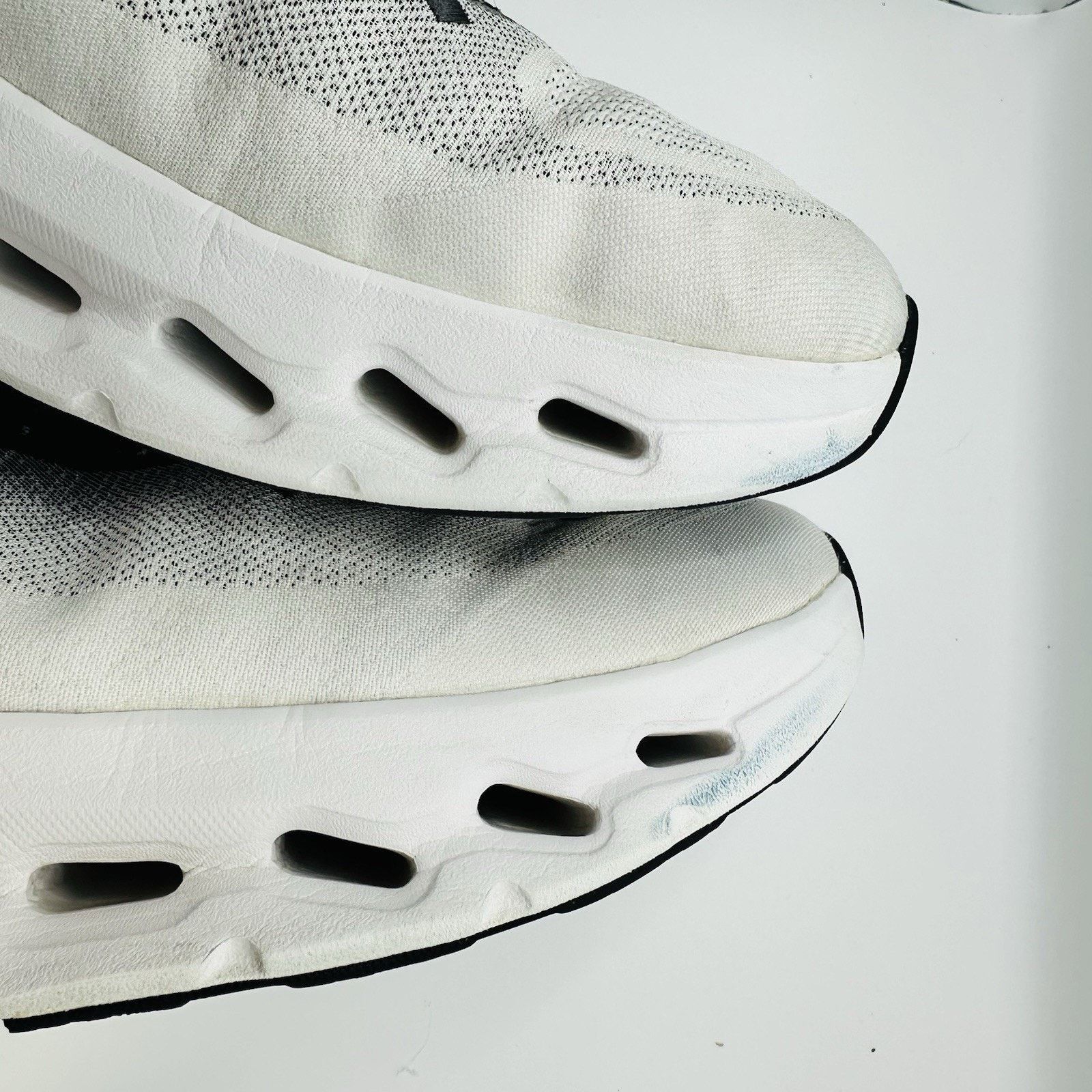On Size 13 - On Men's Running Cloudtilt Black Ivory Shoes Size US 13 / EU 46 - 9 Thumbnail