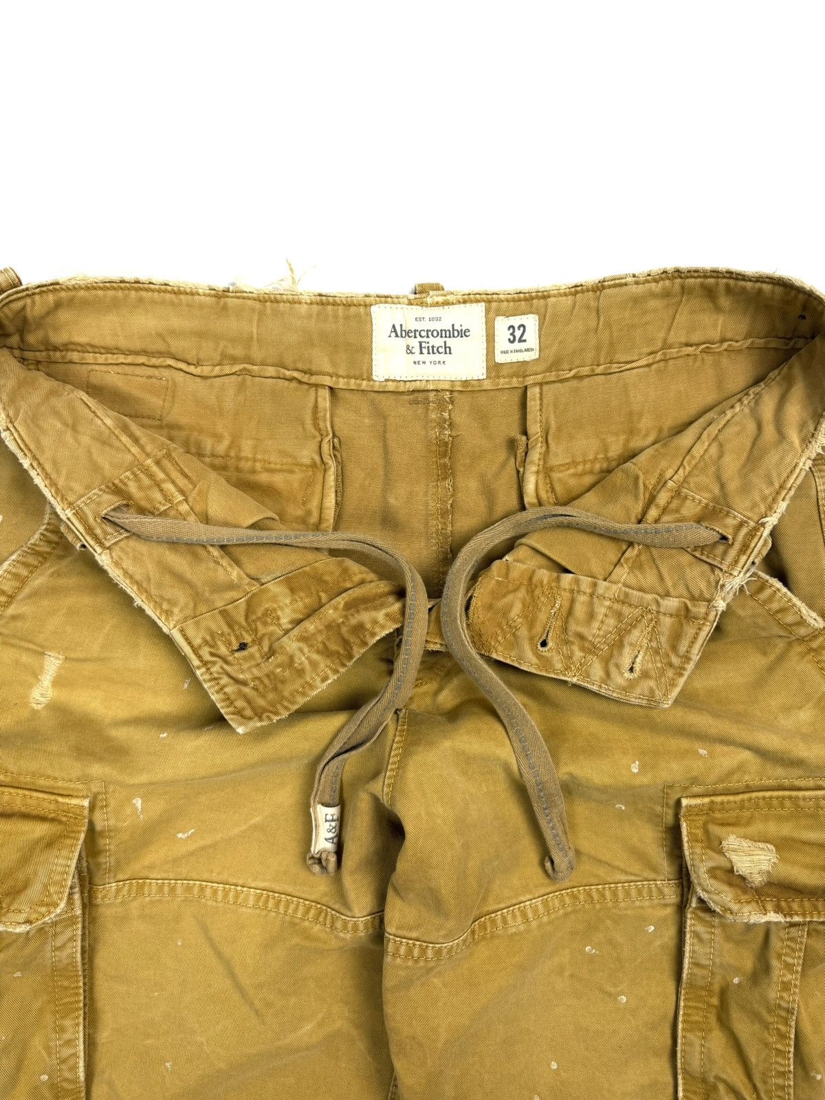 Abercrombie & Fitch Abercrombie & Fitch Vintage Paint Distress Cargo Shorts Y2K Size US 32 / EU 48 - 7 Thumbnail