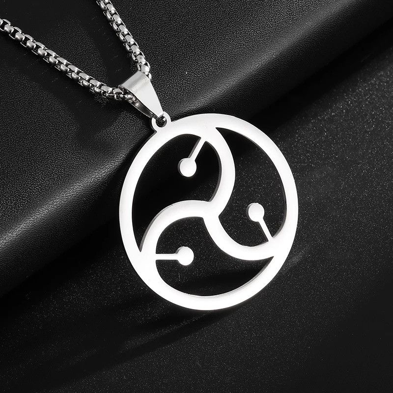 Vintage Glossy Symbol Badge Pendant Necklace Size ONE SIZE - 5 Thumbnail