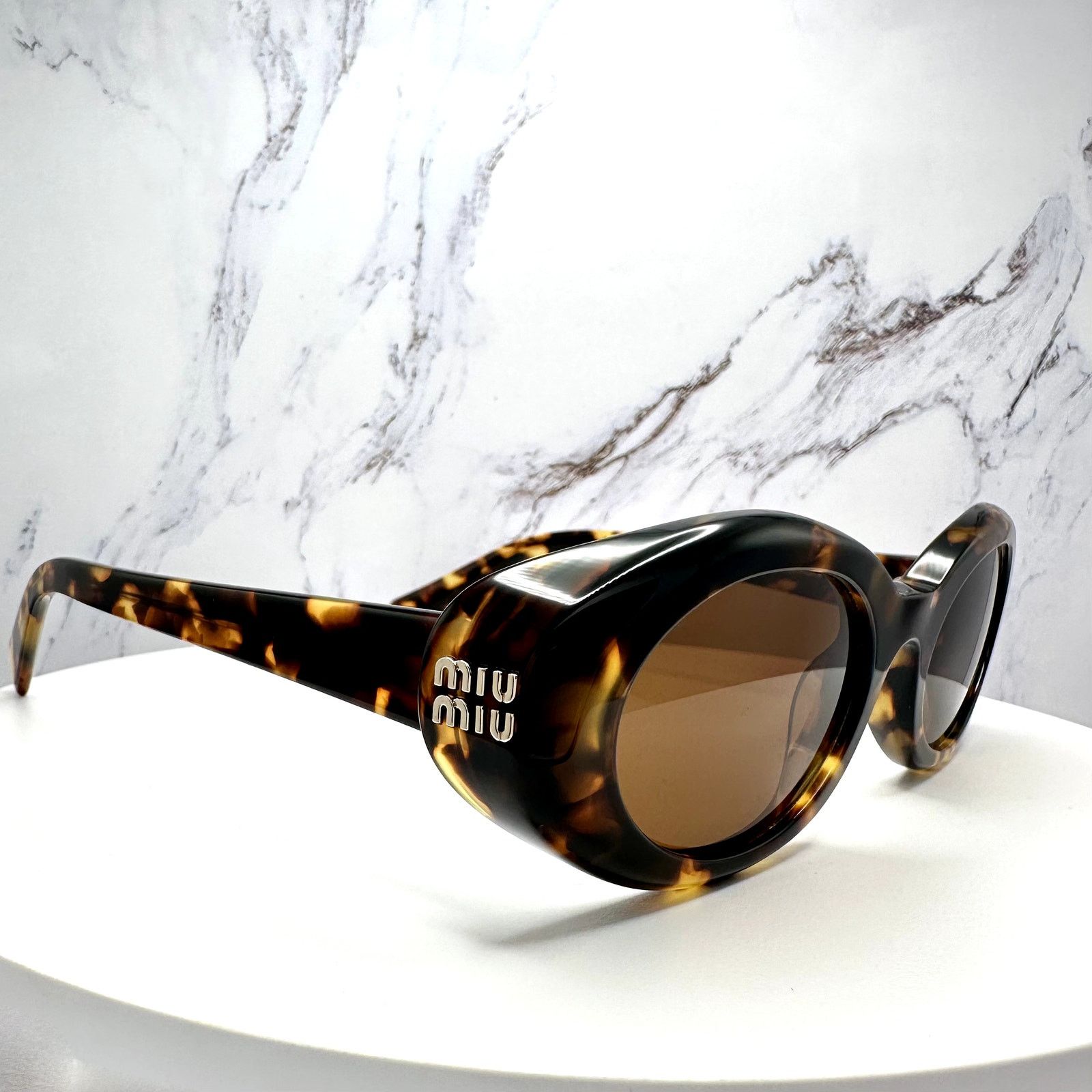 Miu Miu New MIU MIU Sunglasses Brown Tortoise Oval Womens Reverie Size ONE SIZE - 3 Thumbnail