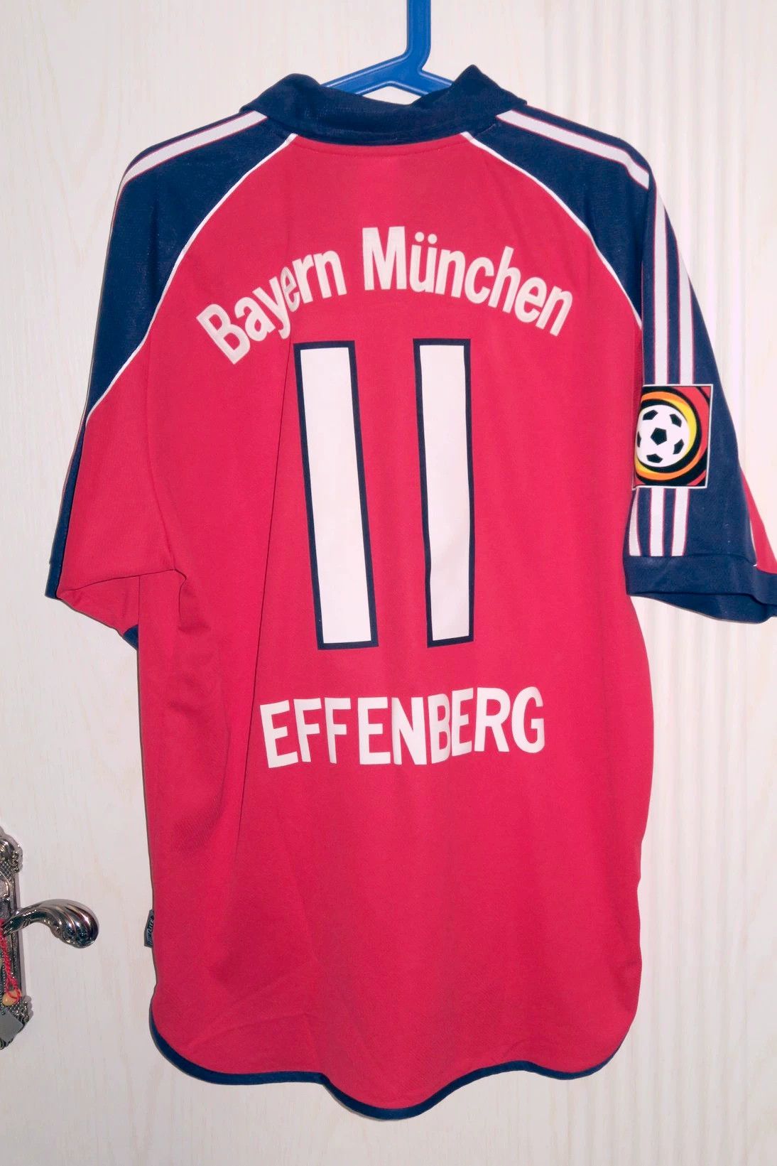 Other 2000 Bayern München #11 Stefan Effenberg Jersey Home Size US M / EU 48-50 / 2 - 1 Thumbnail