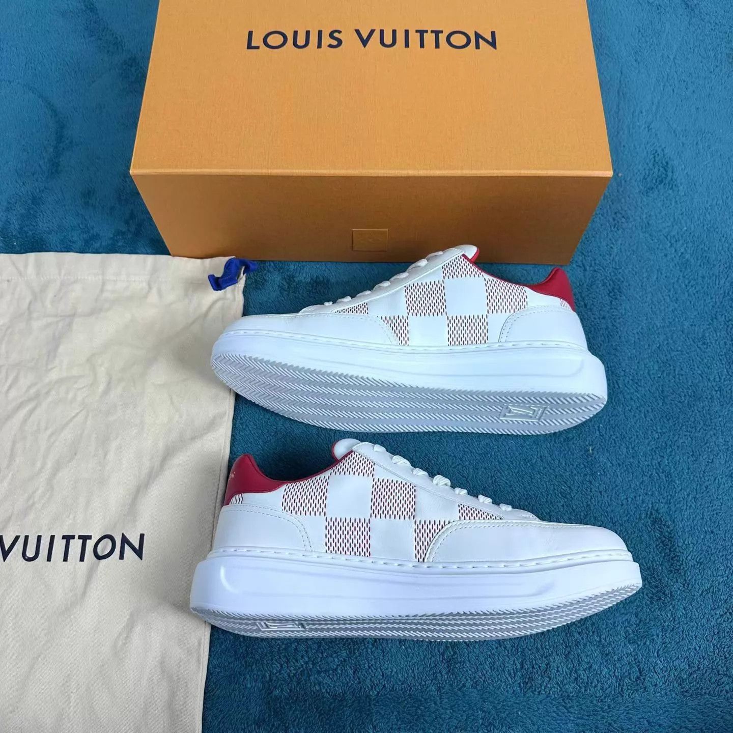 Louis Vuitton lv Beverly Hills Leather Low Top Shoes White/Red 7.5/41.5 Size US 8.5 / EU 41-42 - 3 Thumbnail