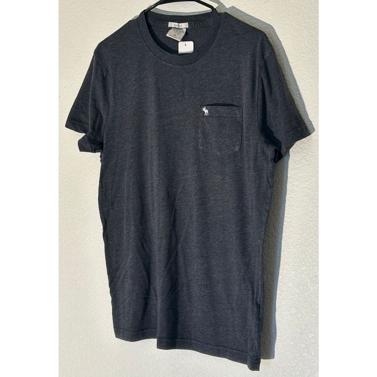 Abercrombie & Fitch Abercrombie & Fitch Classic-Men's Small-Dark Heather Gray Size US S / EU 44-46 / 1 - 3 Thumbnail