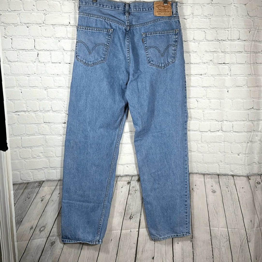 Levi's VINTAGE Levi's Jeans 550 Relaxed Fit Men 36 x 34 Blue Light Wash Inseam 34 Mens Size US 36 / EU 52 - 5 Thumbnail