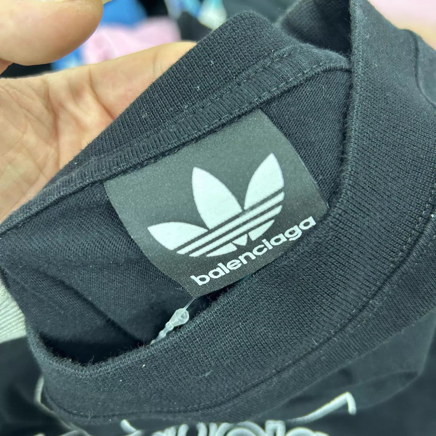 Balenciaga Balenciaga x Adidas Trefoil Embroidered SS Tee 2 Size XS / US 0-2 / IT 36-38 - 3 Thumbnail