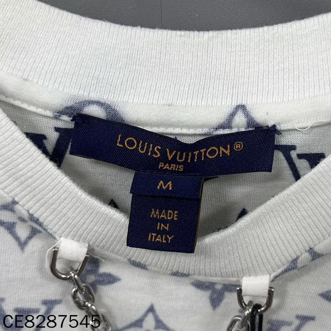 Louis Vuitton LV Allover Chain Short Tee M 95new Stain Size M / US 6-8 / IT 42-44 - 4 Thumbnail