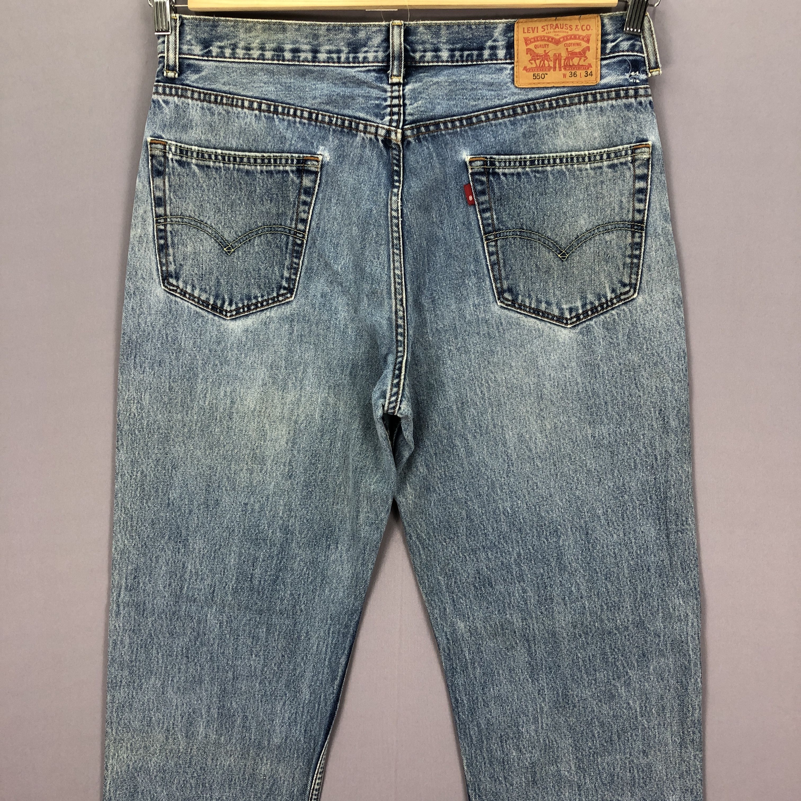 Levi's Vintage Levis 550 Light Wash Baggy Jeans Levi's Faded Denim Size US 36 / EU 52 - 4 Thumbnail