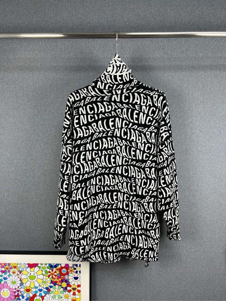 Balenciaga Balenciaga Bullet screen full of LOGO sweater 2503-Nextarro Size US XS / EU 42 / 0 - 2 Thumbnail