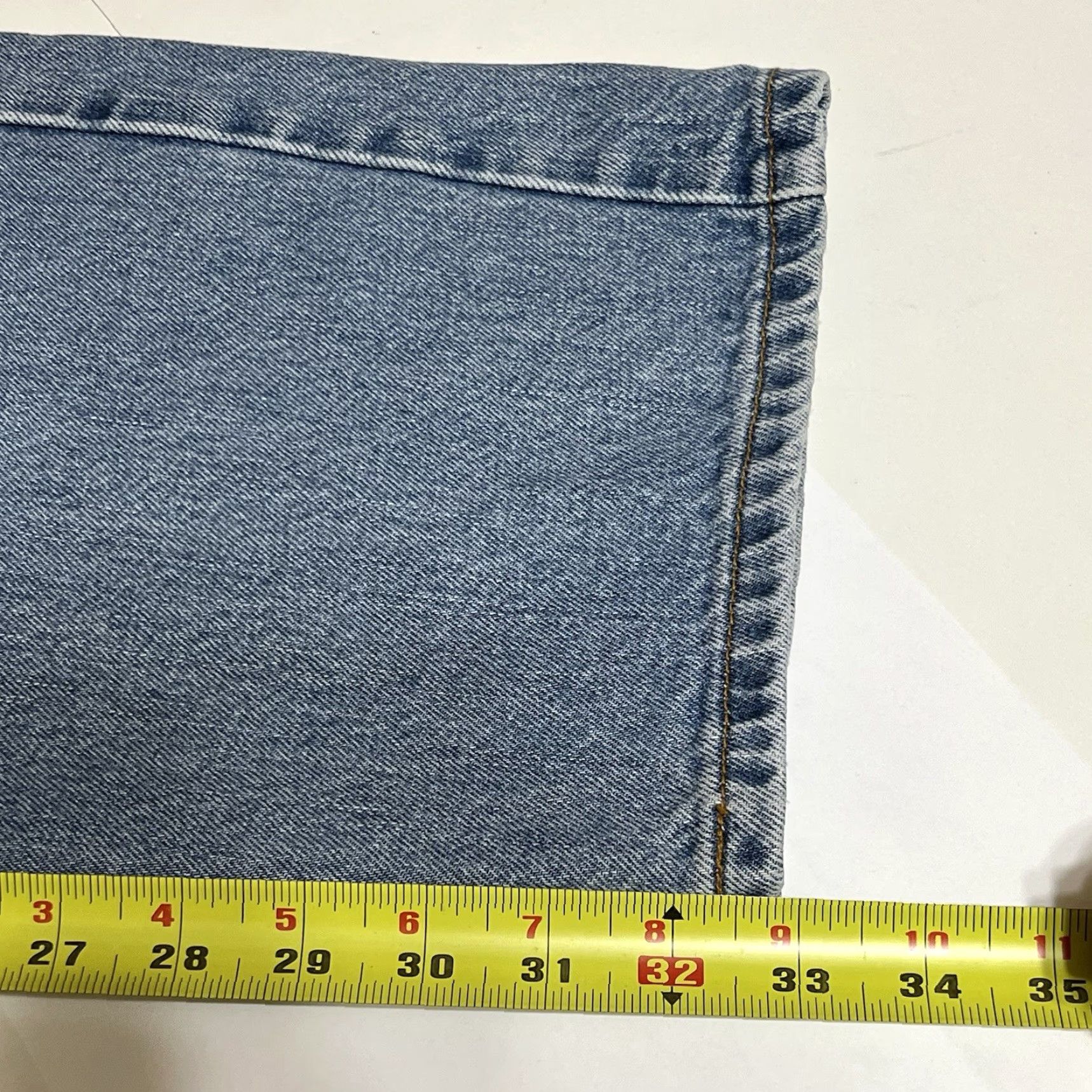 Levi's VINTAGE Levi's Jeans Mens 505 Straight Denim Blue 34x33 34x34 High Rise Grunge Y2K Mens Front Logo Button Zip Size US 34 / EU 50 - 6 Thumbnail