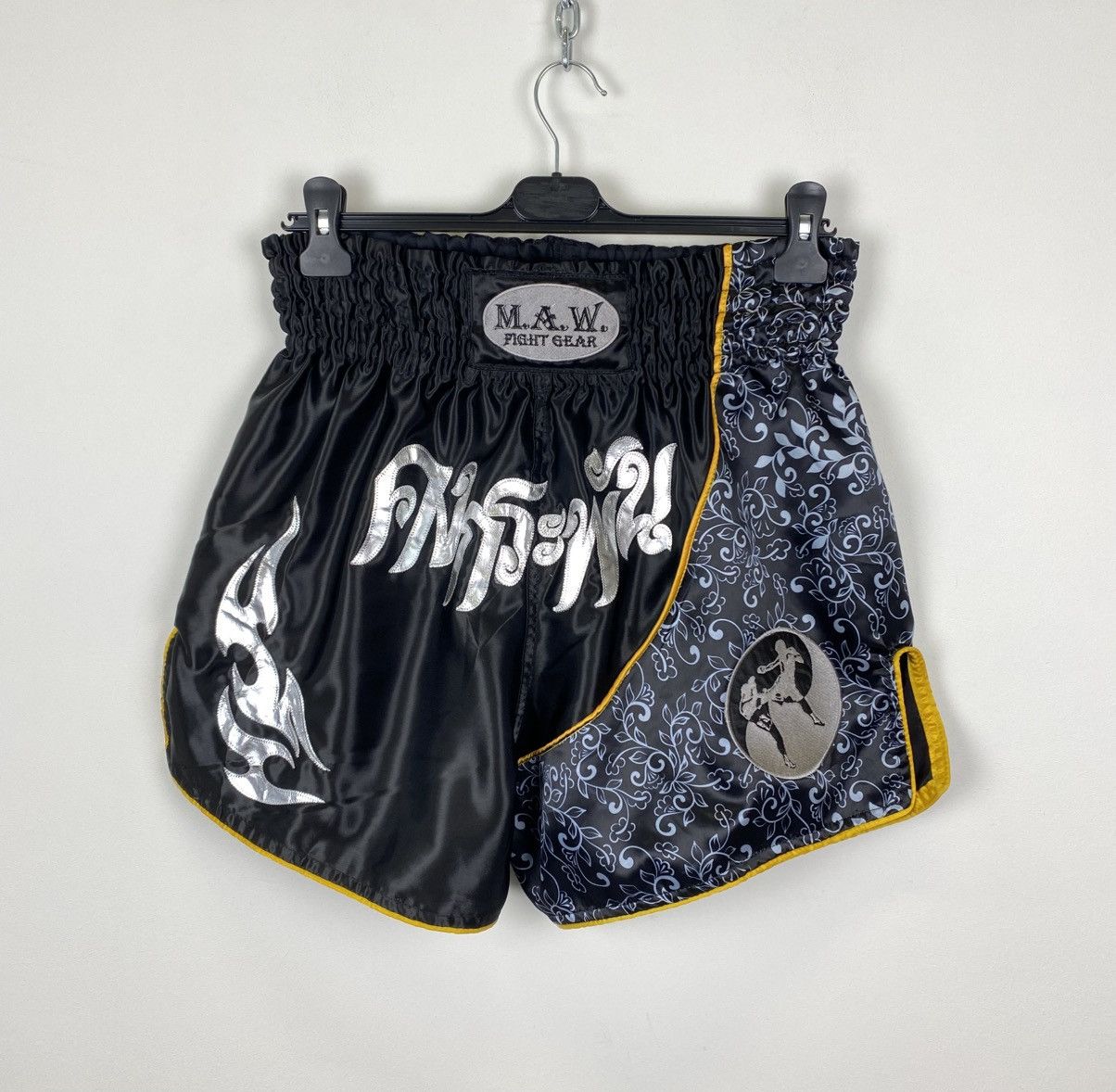 Other Vintage Muai Thai Boxing Shorts Y2K Mens Size XL Black Gray Size US 36 / EU 52 - 1 Thumbnail