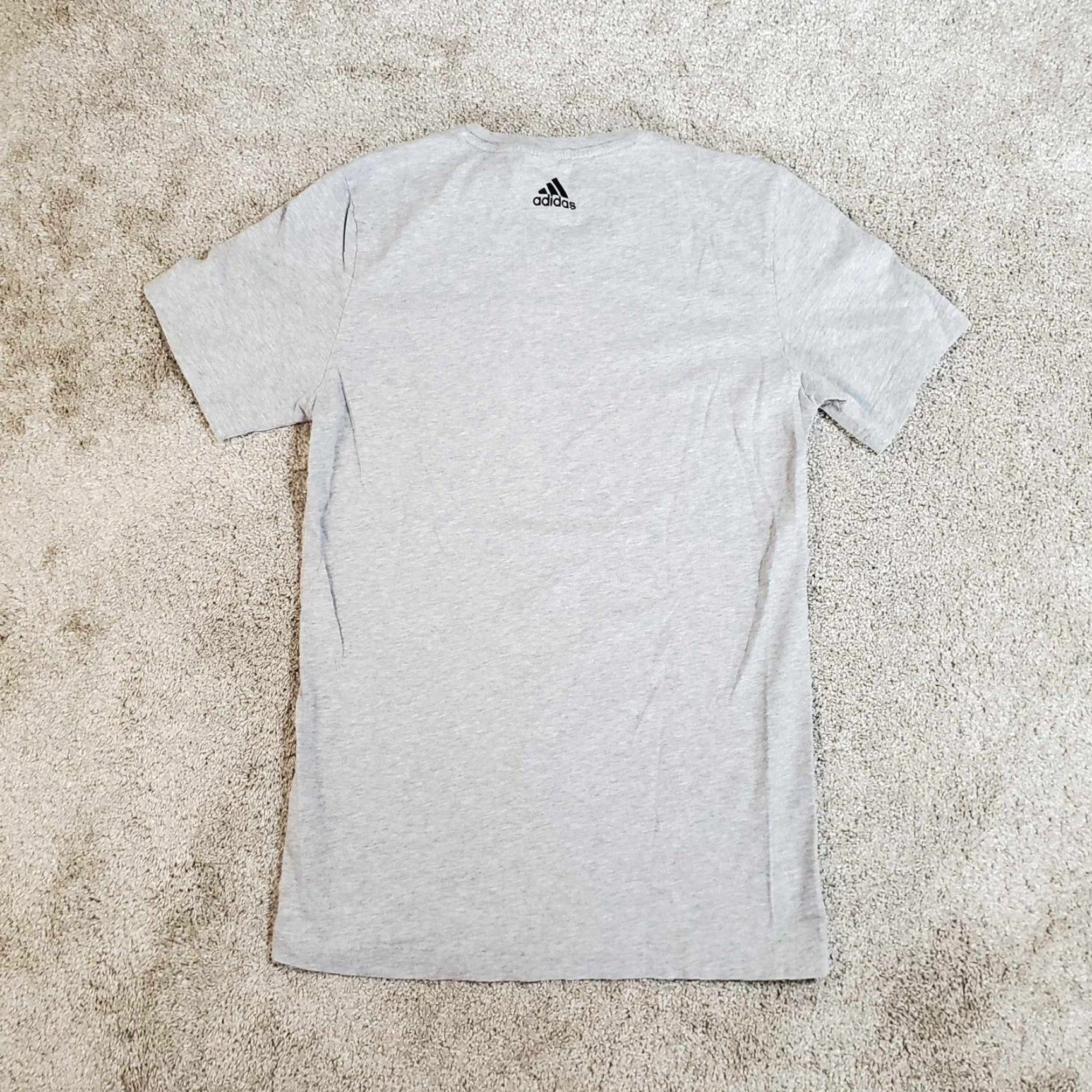 Adidas VINTAGE Adidas 3 Stripes Life T-Shirt Small Grey Adult Running Active Wear S Size US S / EU 44-46 / 1 - 5 Thumbnail