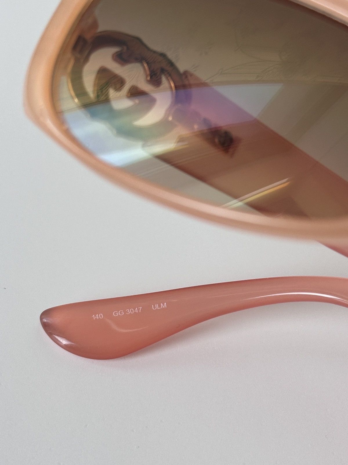 Gucci GUCCI 00’s GG Bamboo Logo Transparent Peach & Red Sunglasses Size ONE SIZE - 7 Thumbnail
