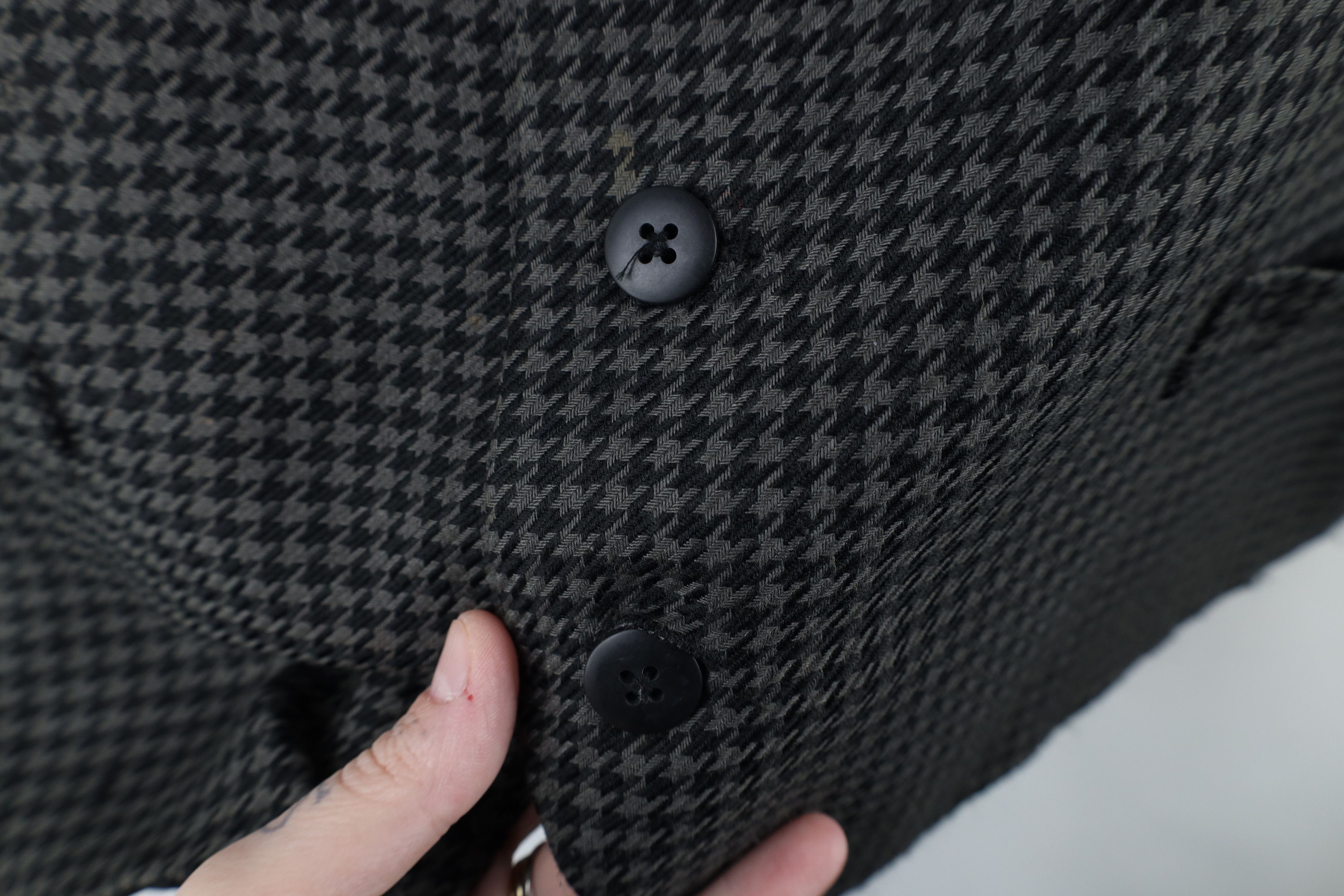 Vintage Vintage 90s Streetwear Houndstooth Button Suit Vest Jacket Size US M / EU 48-50 / 2 - 5 Thumbnail