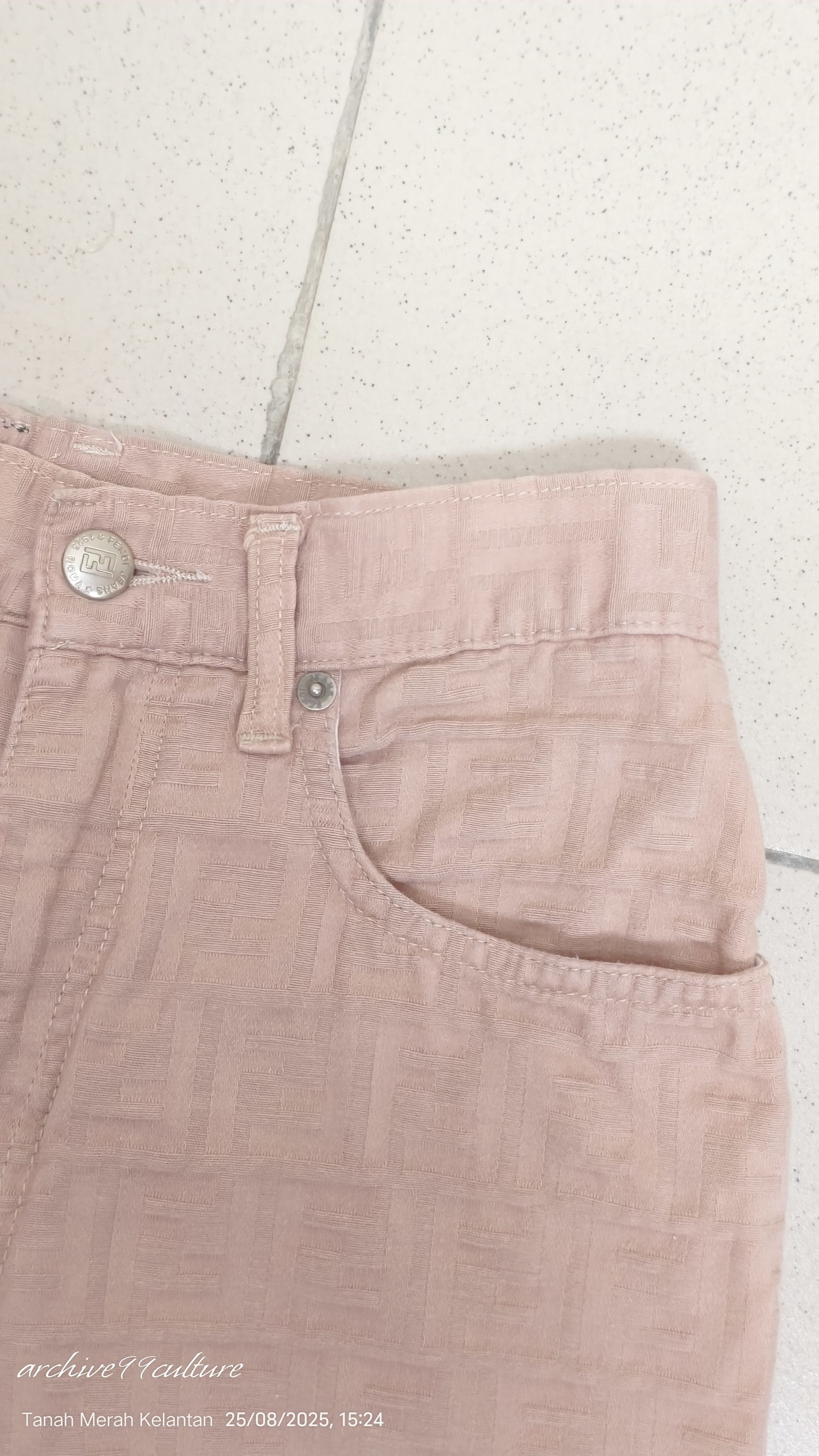Fendi Vintage 90s Fendi Zucca Monogram baby pink / nude jeans Size 26" / US 2 / IT 38 - 6 Thumbnail