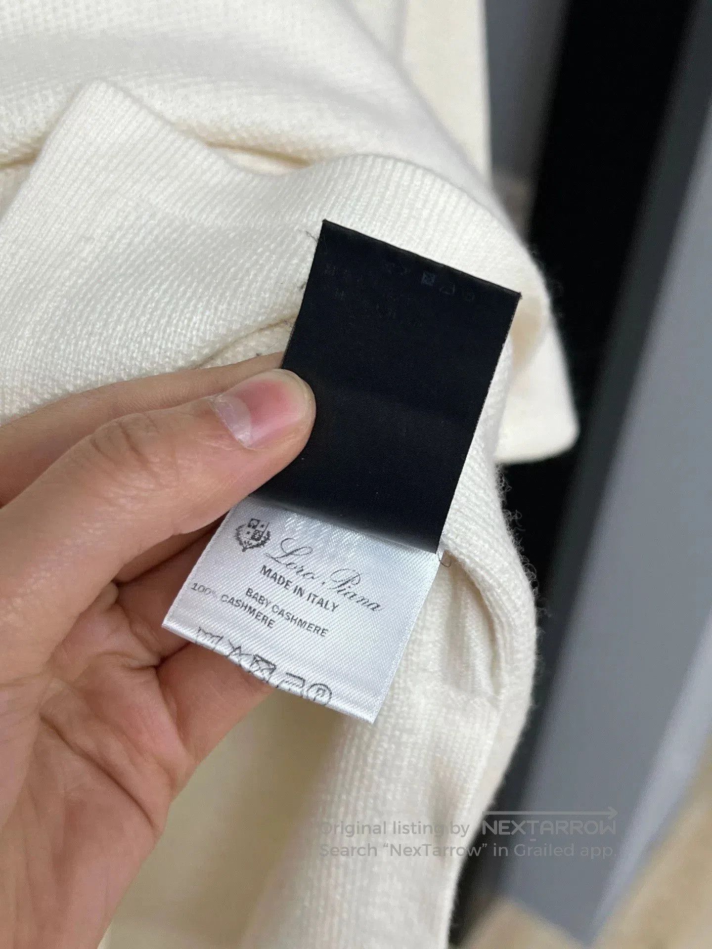 Loro Piana cream high-neck wool knit top. Size M / US 6-8 / IT 42-44 - 4 Thumbnail