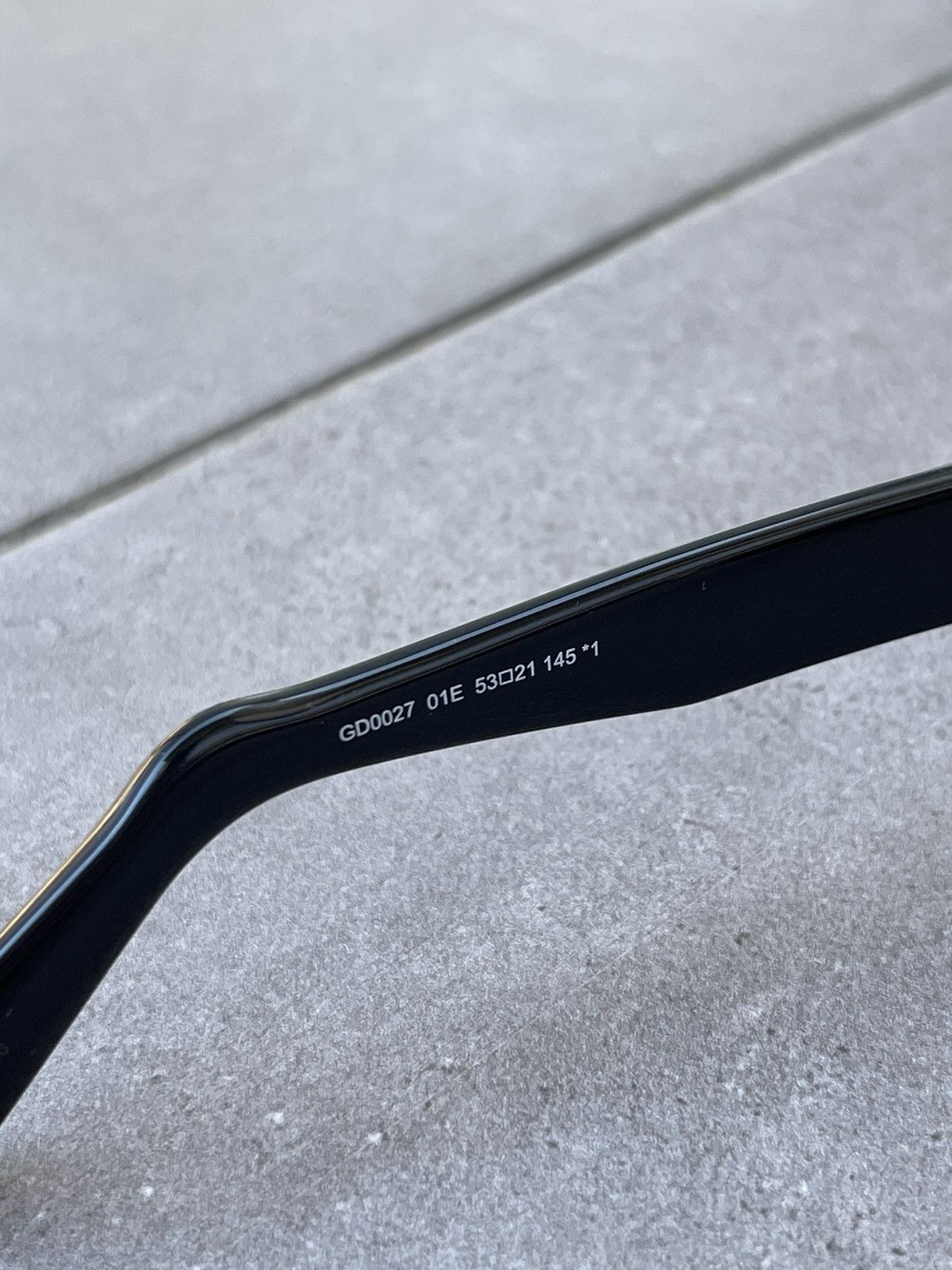 GCDS !DS! SS23 GCDS GD0027 01E Oval Black Sunglasses Size ONE SIZE - 18 Thumbnail