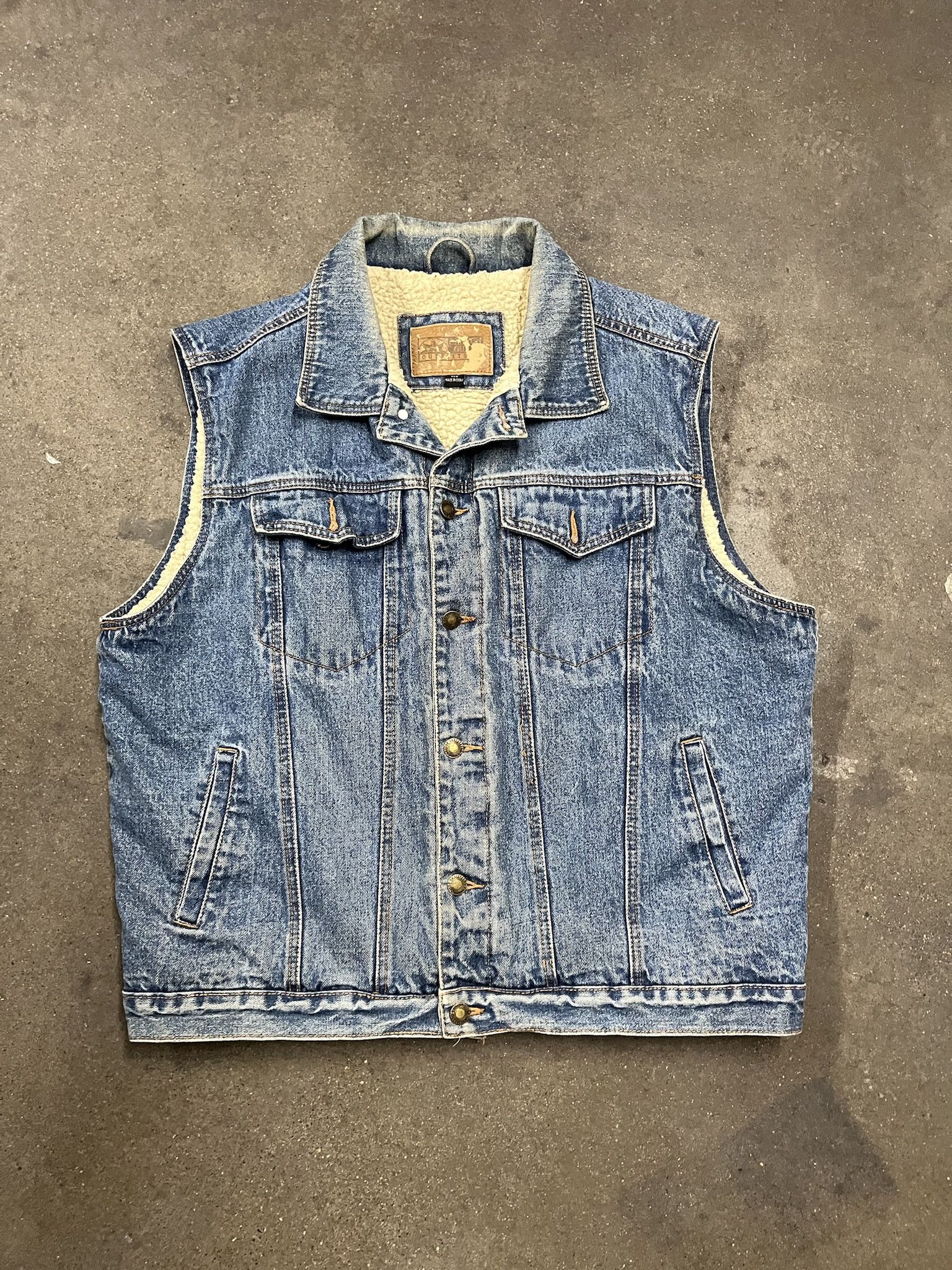 Vintage Vintage 1990s Denim Sherpa Lined Vest Size XL Size US XL / EU 56 / 4 - 1 Thumbnail
