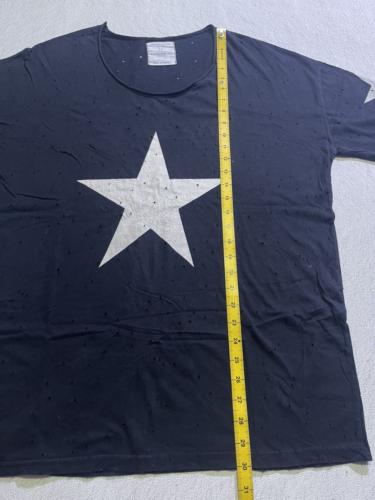 Hysteric Glamour Y2K NATURAL VINTAGE short t-shirt with small hole motif Size US L / EU 52-54 / 3 - 6 Thumbnail