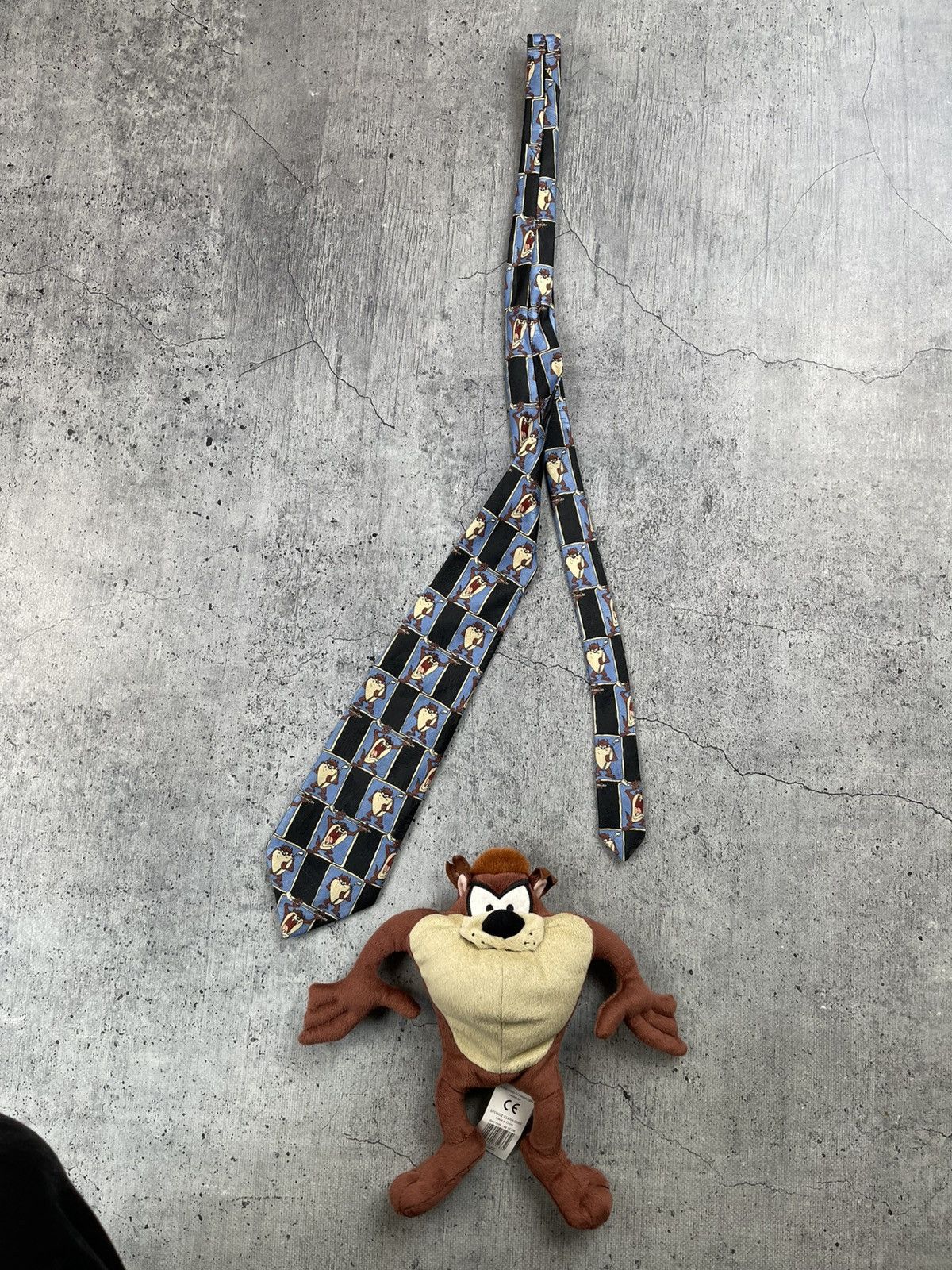 Warner Bros Vintage Looney Tunes Taz Neck Ties Size ONE SIZE - 2 Thumbnail