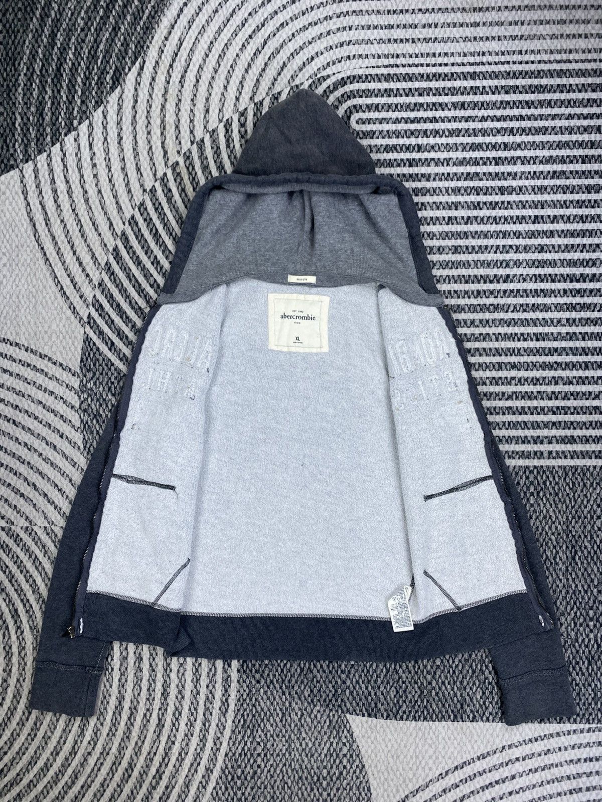 Abercrombie & Fitch Vintage Abercrombie & Fitch Embroidered Zip-Up Hoodies Size US S / EU 44-46 / 1 - 5 Thumbnail