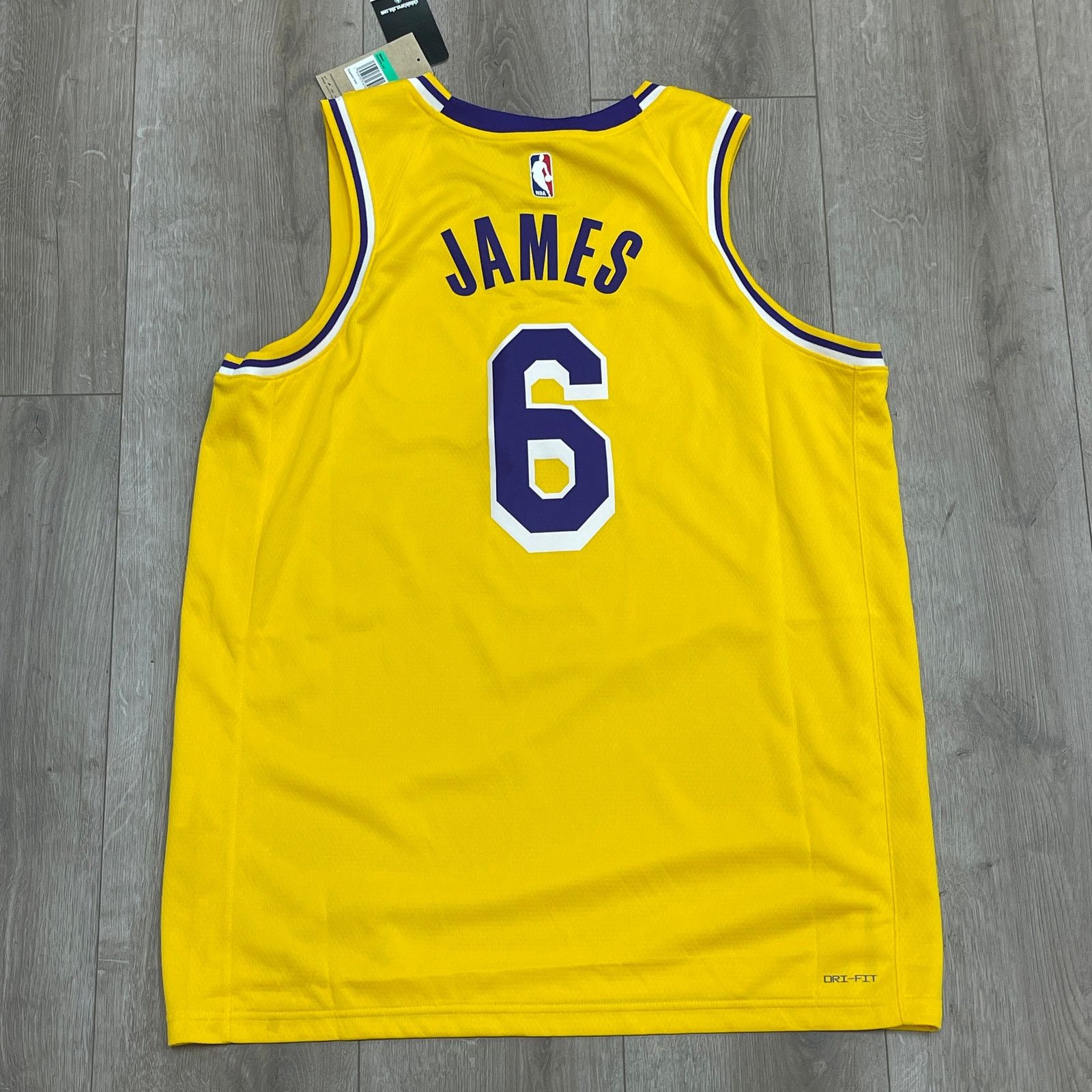 Nike Nike Los Angeles Lakers LeBron James #6 Icon Jersey size XL Size US XL / EU 56 / 4 - 6 Thumbnail
