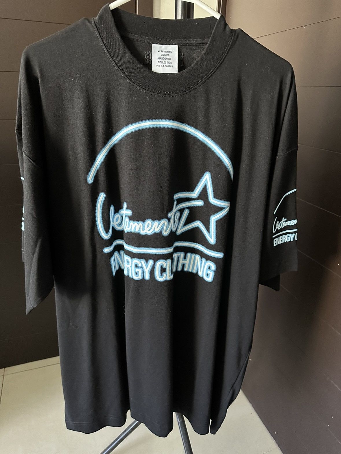 Vetements Vetements “Energy Clothing” Size US M / EU 48-50 / 2 - 1 Thumbnail