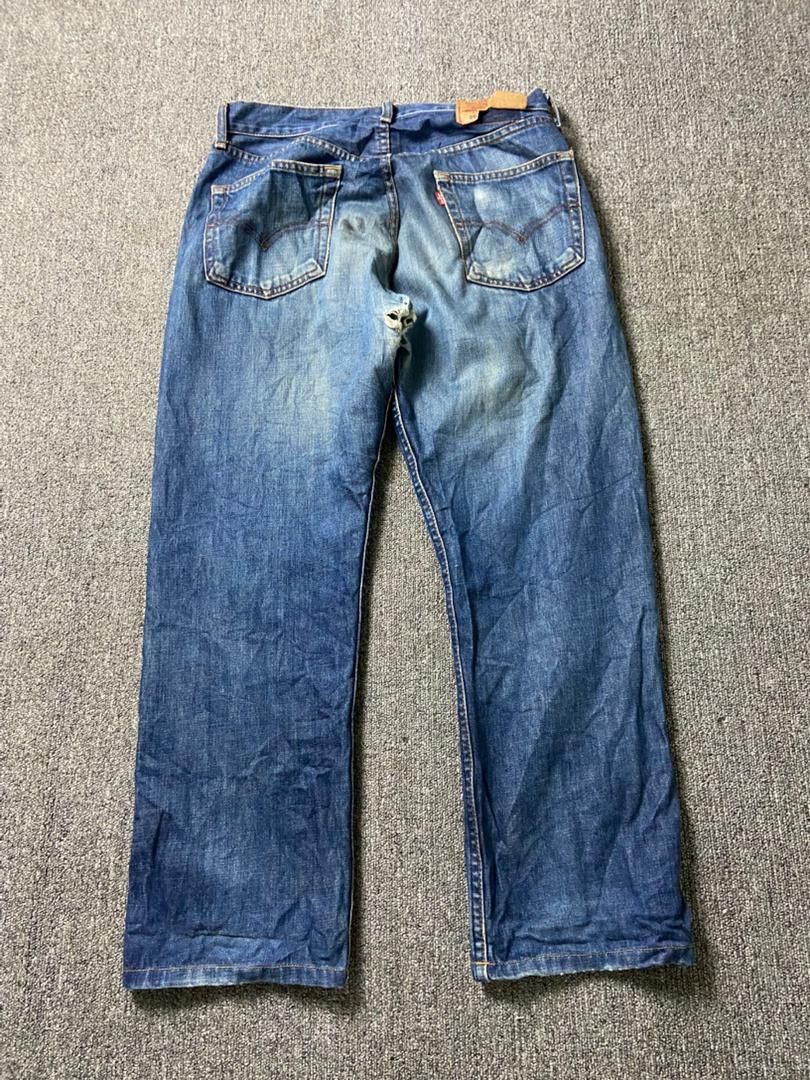 Levi's Levis Strauss Co. Straight Leg Denim Jeans (186) Size US 32 / EU 48 - 2 Thumbnail