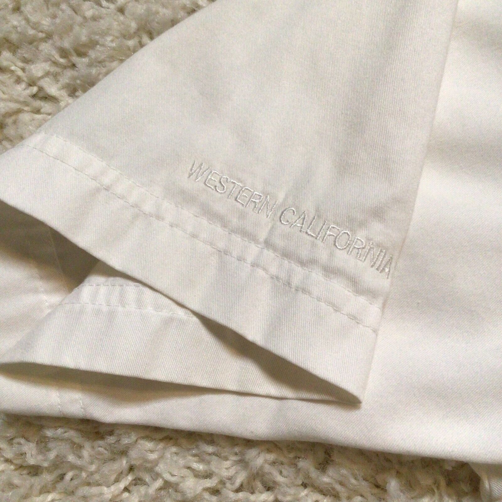 The Unbranded Brand Chevron Western California White Oil Gas Collar Polo Shirt L Size US L / EU 52-54 / 3 - 4 Thumbnail