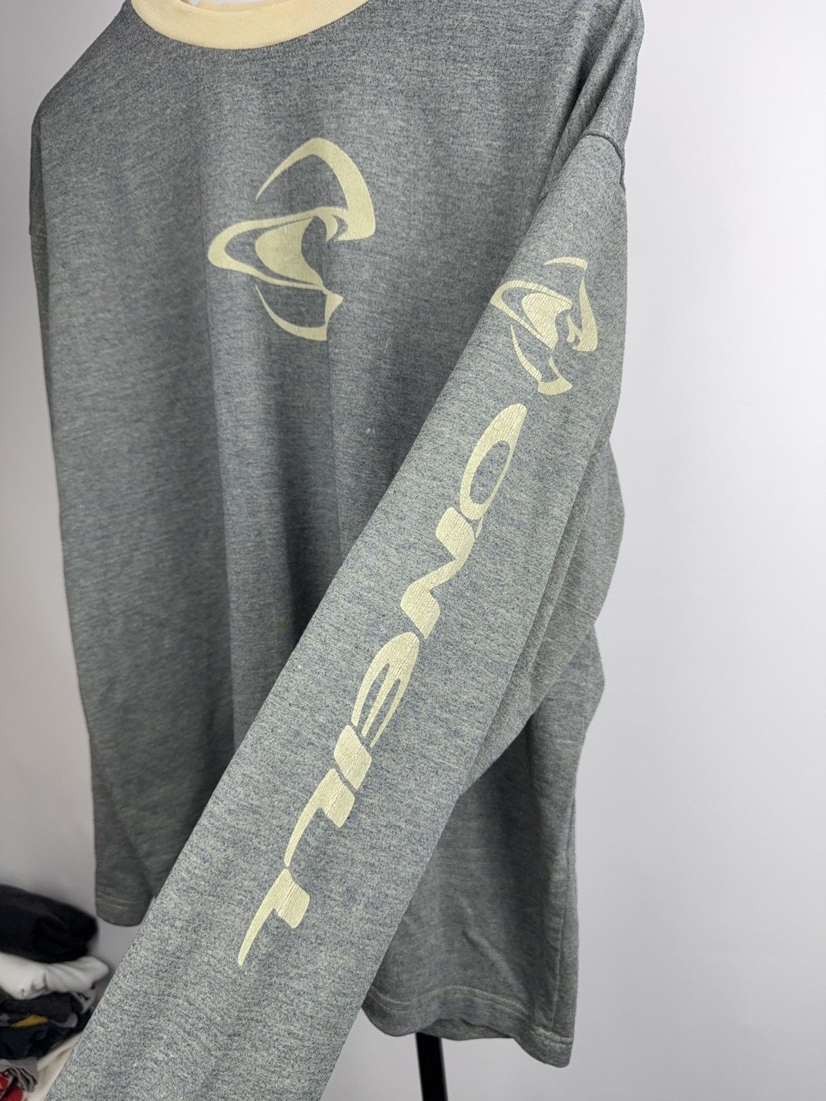 O'Neill O’Neill SURF Skate Long Sleeve Logo Tee Y2K Surfwear Grey Size US L / EU 52-54 / 3 - 16 Thumbnail