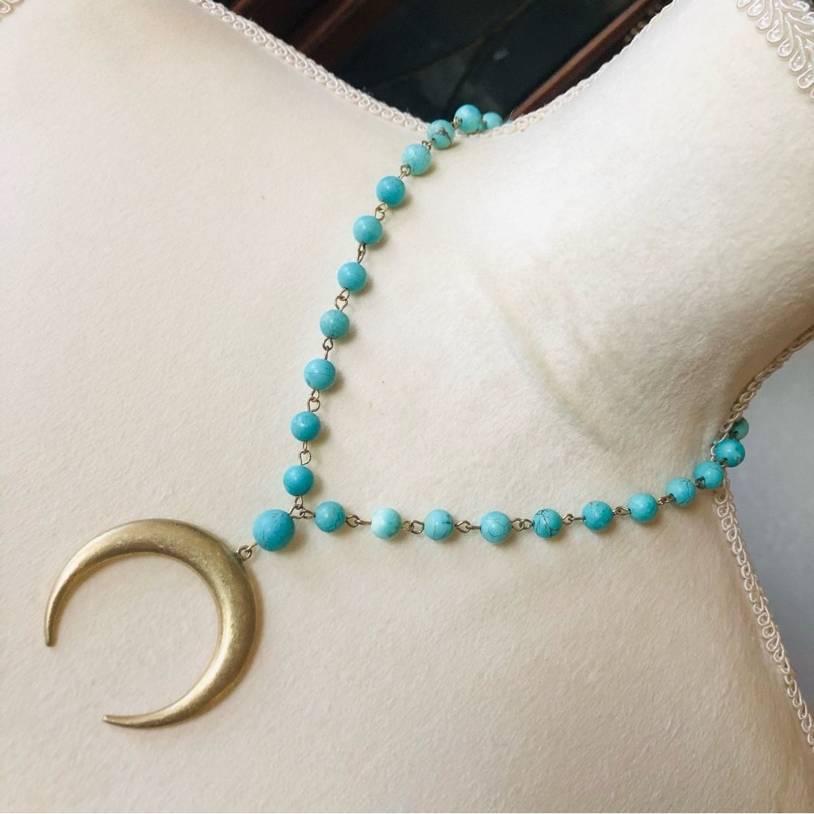 Jewelry Genuine howlite stone beaded chain moon pendant necklace Size ONE SIZE - 1 Thumbnail